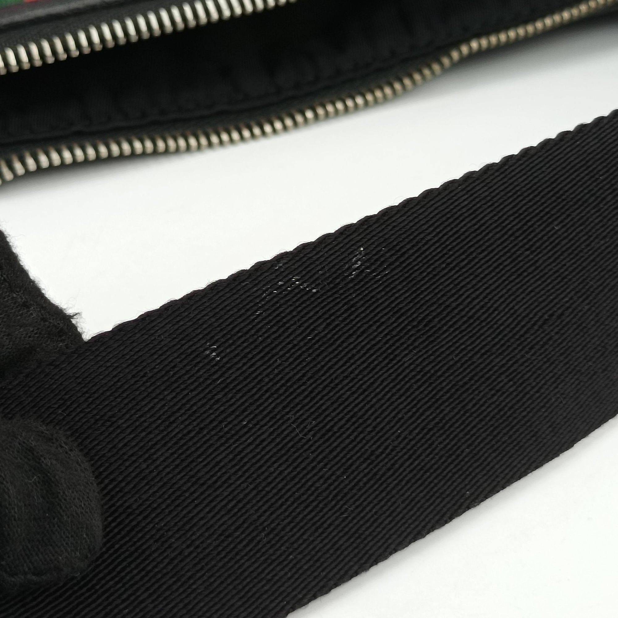 Pre-owned Gucci Sherry Line Black×Red×Green canvas 387111 shoulderbag | stylenewstar