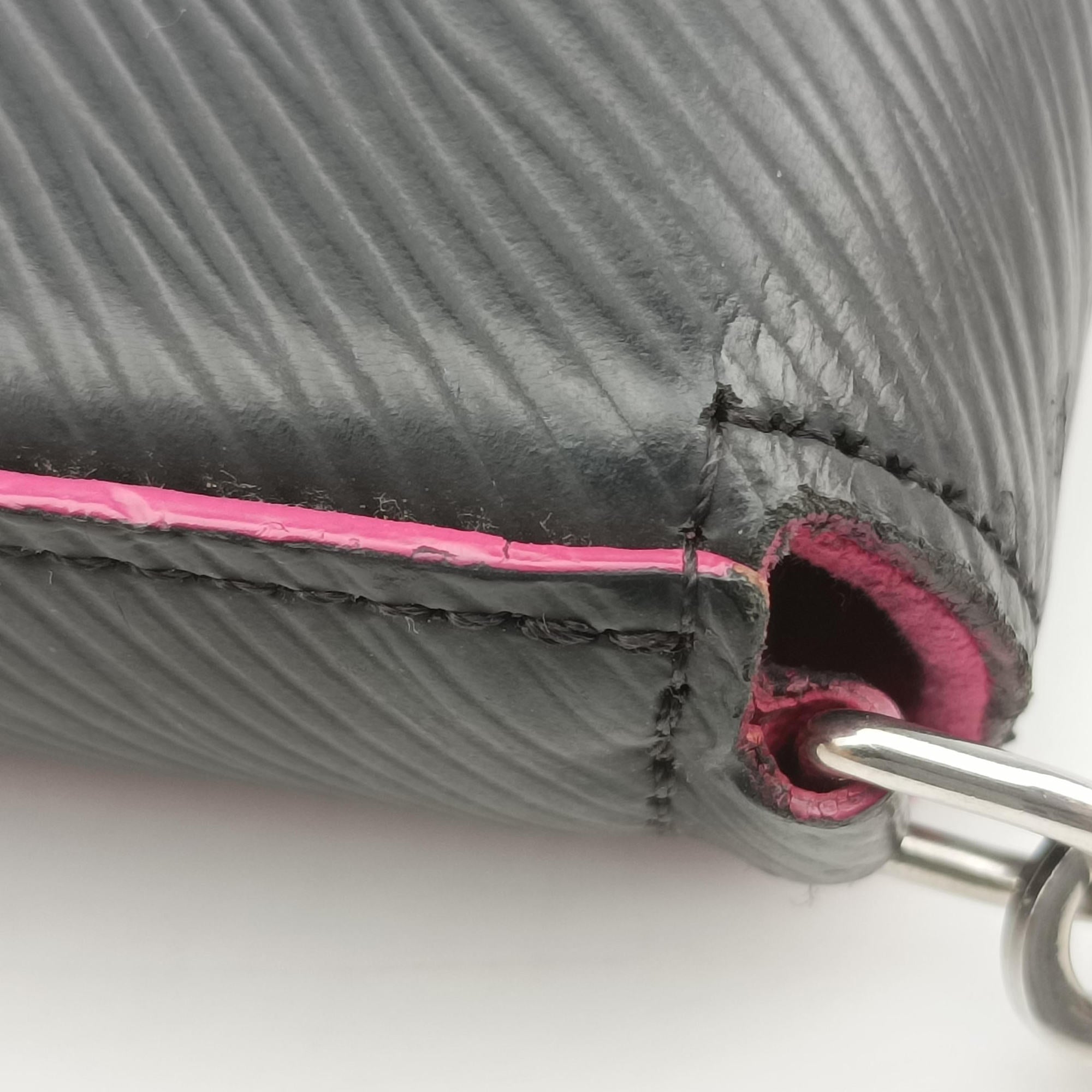 Secondhand Louis Vuitton Pochette Felice Noir×Pink Epi M64579 shoulderbag | stylenewstar