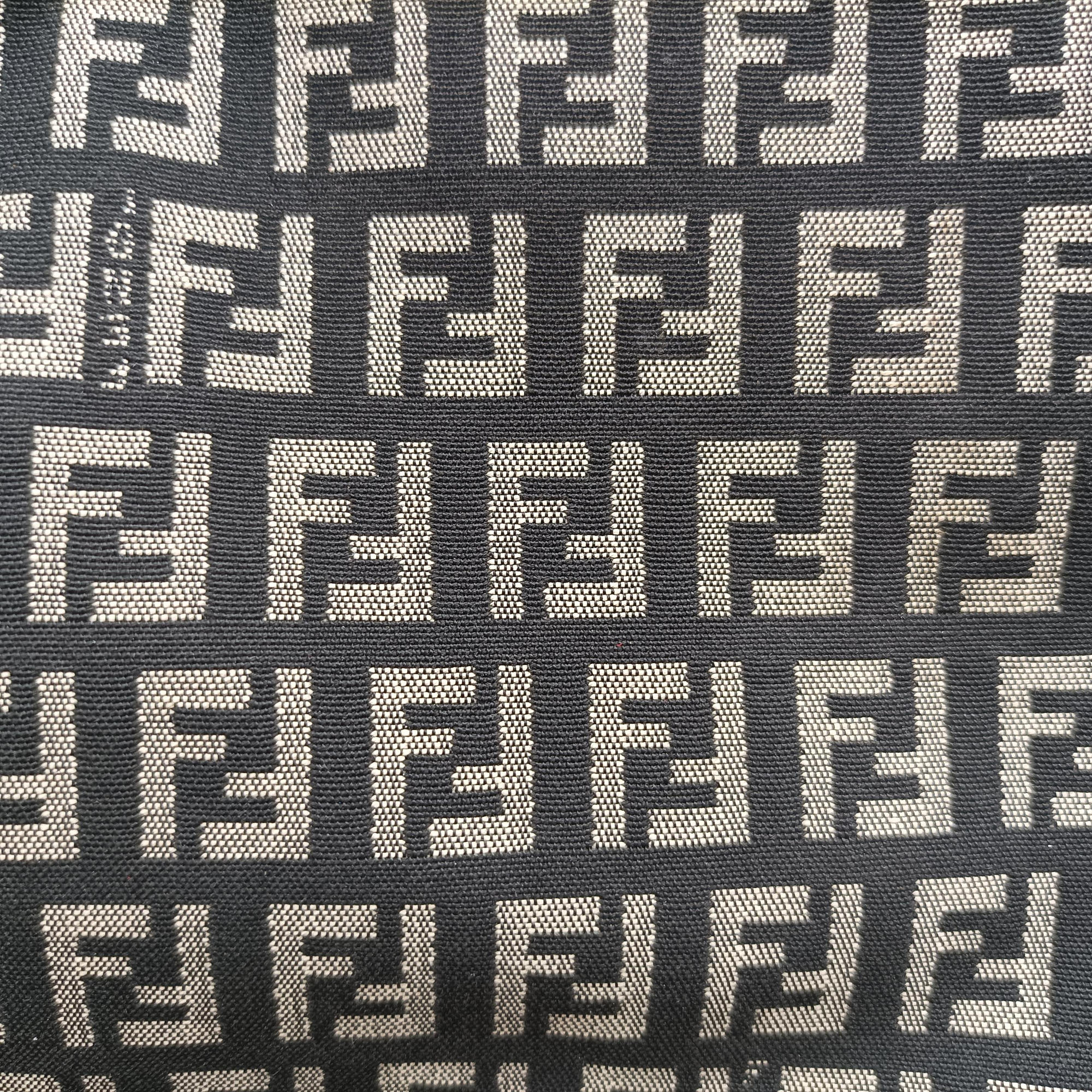Pre-owned Fendi Zucca Pattern Tote Navy × White Canvas×Leather 8BH153 handbag | stylenewstar