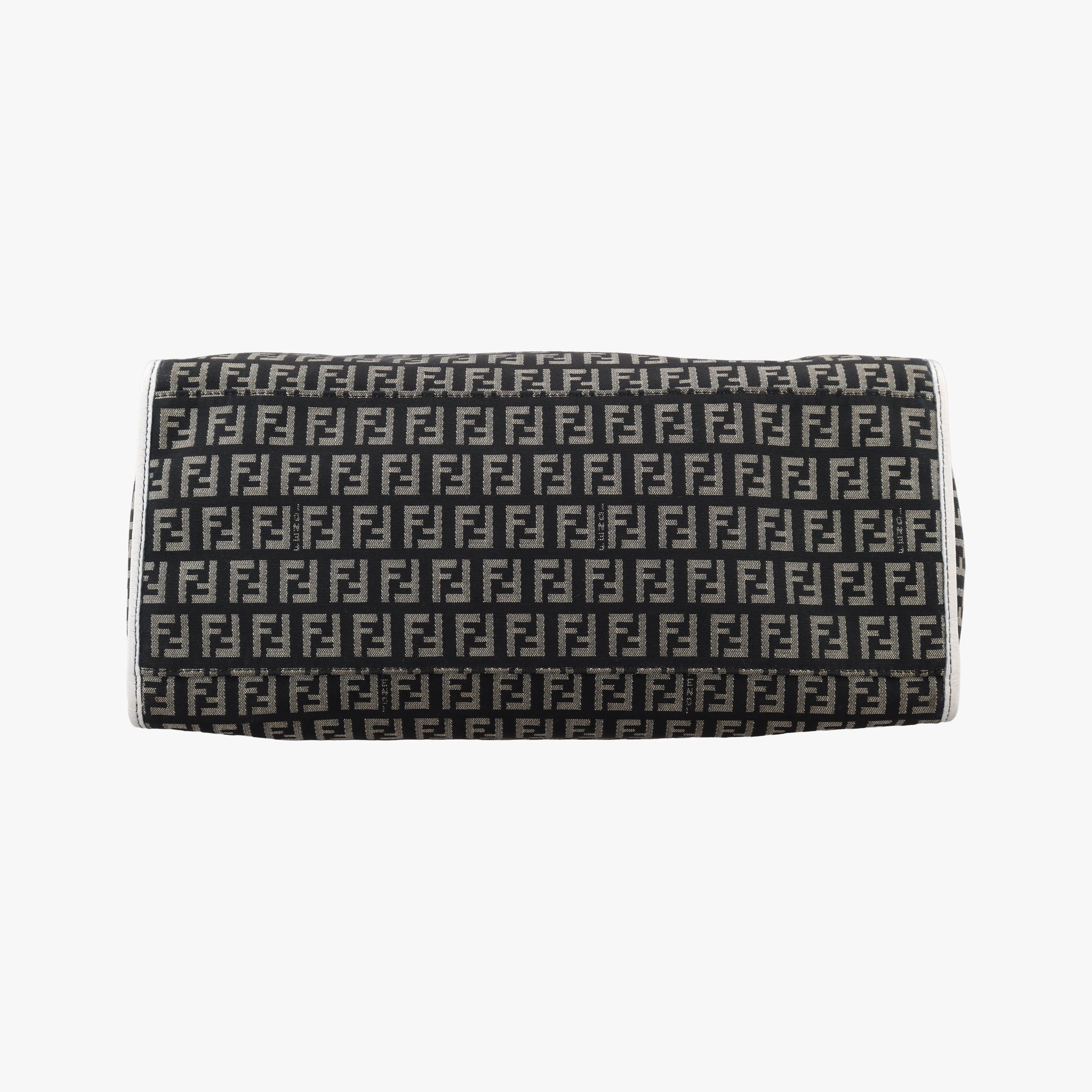 Pre-owned Fendi Zucca Pattern Tote Navy × White Canvas×Leather 8BH153 handbag | stylenewstar