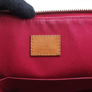 Pre-owned Louis Vuitton Bellevue GM Pomme d'Amour Vernis M93587 handbag | stylenewstar