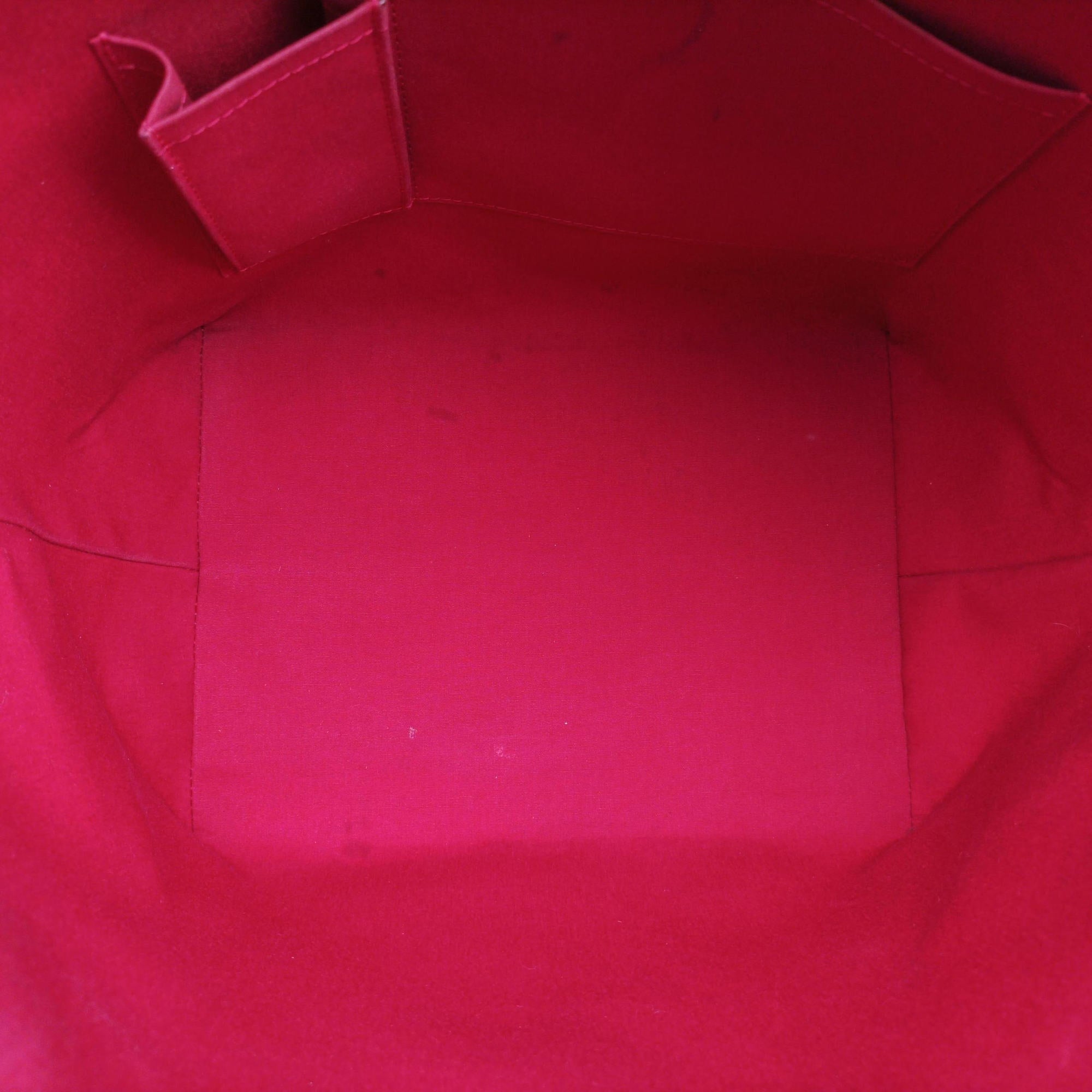 Pre-owned Louis Vuitton Bellevue GM Pomme d'Amour Vernis M93587 handbag | stylenewstar