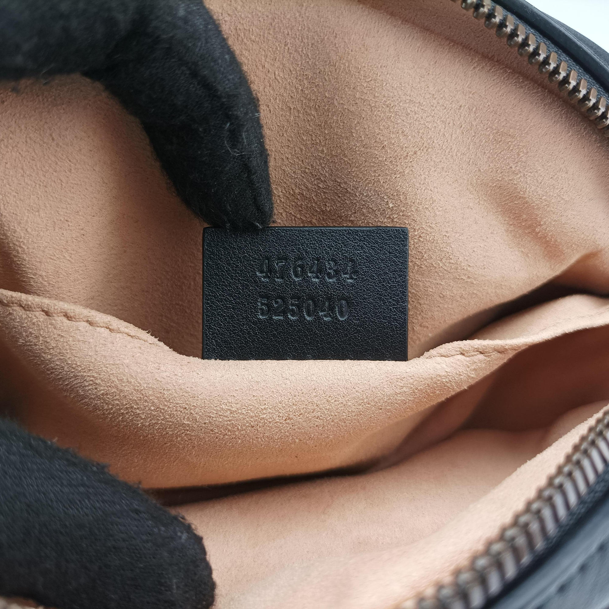 Vintage Gucci GG Marmont Black Leather 476434 clutchbag | stylenewstar