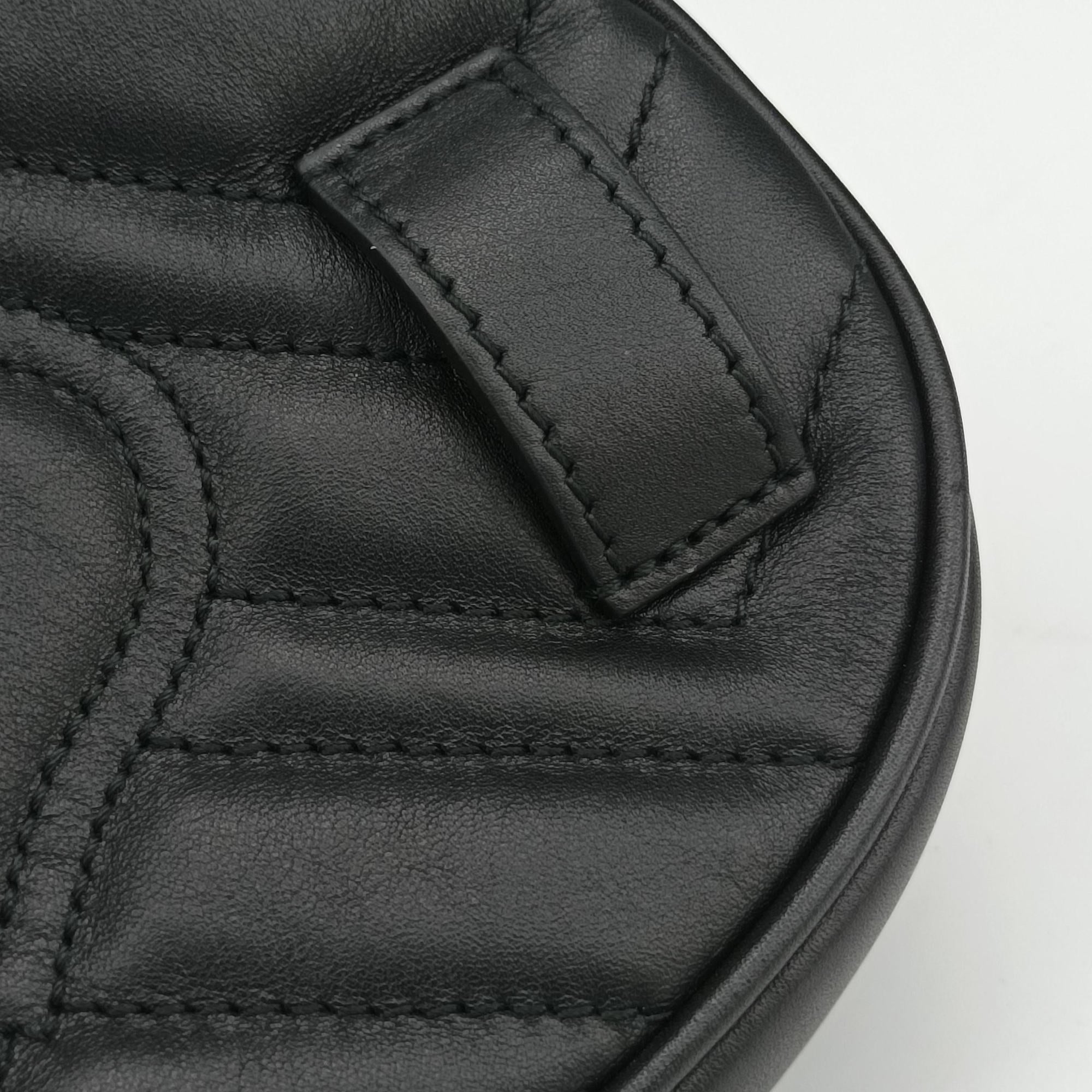 Vintage Gucci GG Marmont Black Leather 476434 clutchbag | stylenewstar