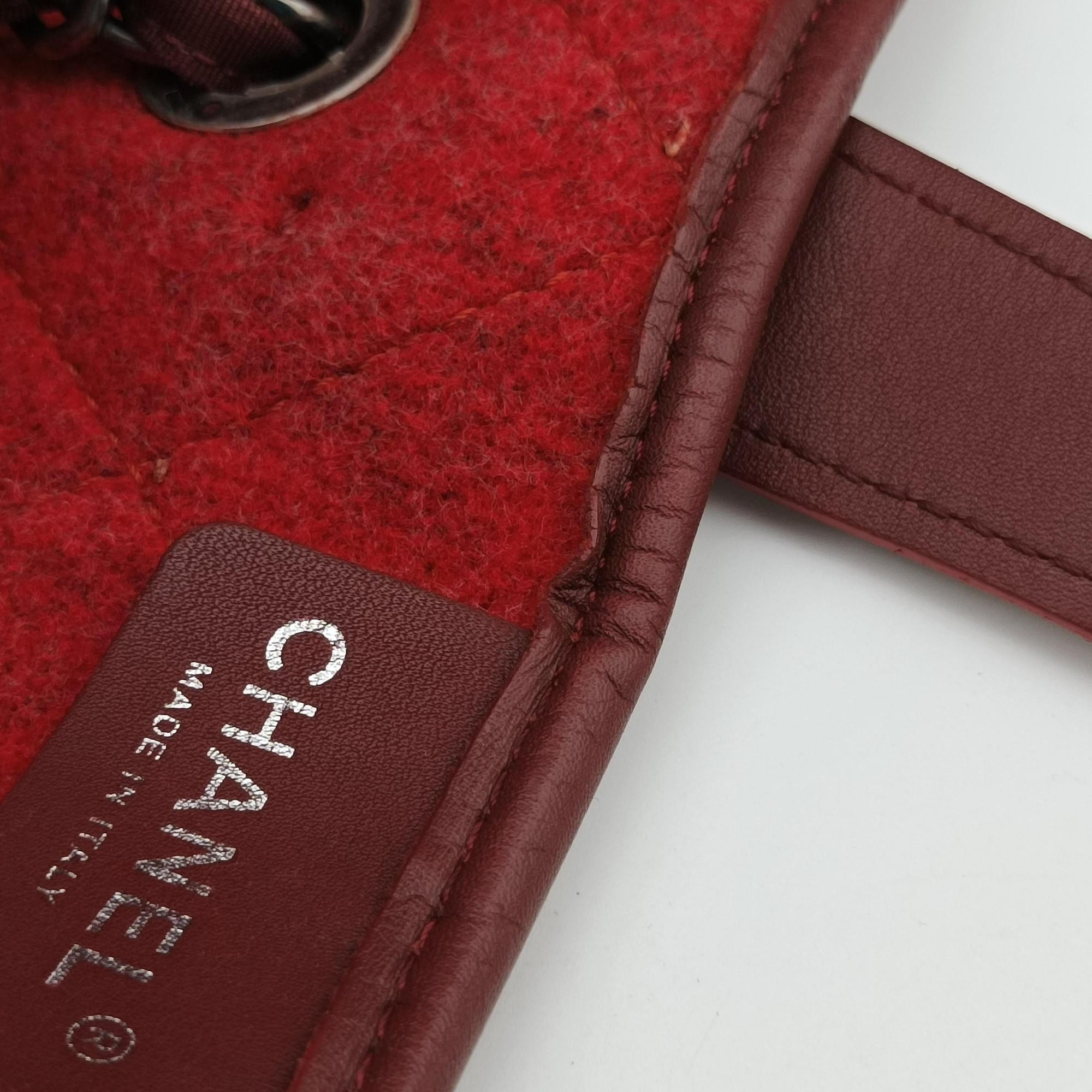 Vintage Chanel Matelasse Pop tote Red Leather x Felt  shoulderbag | stylenewstar