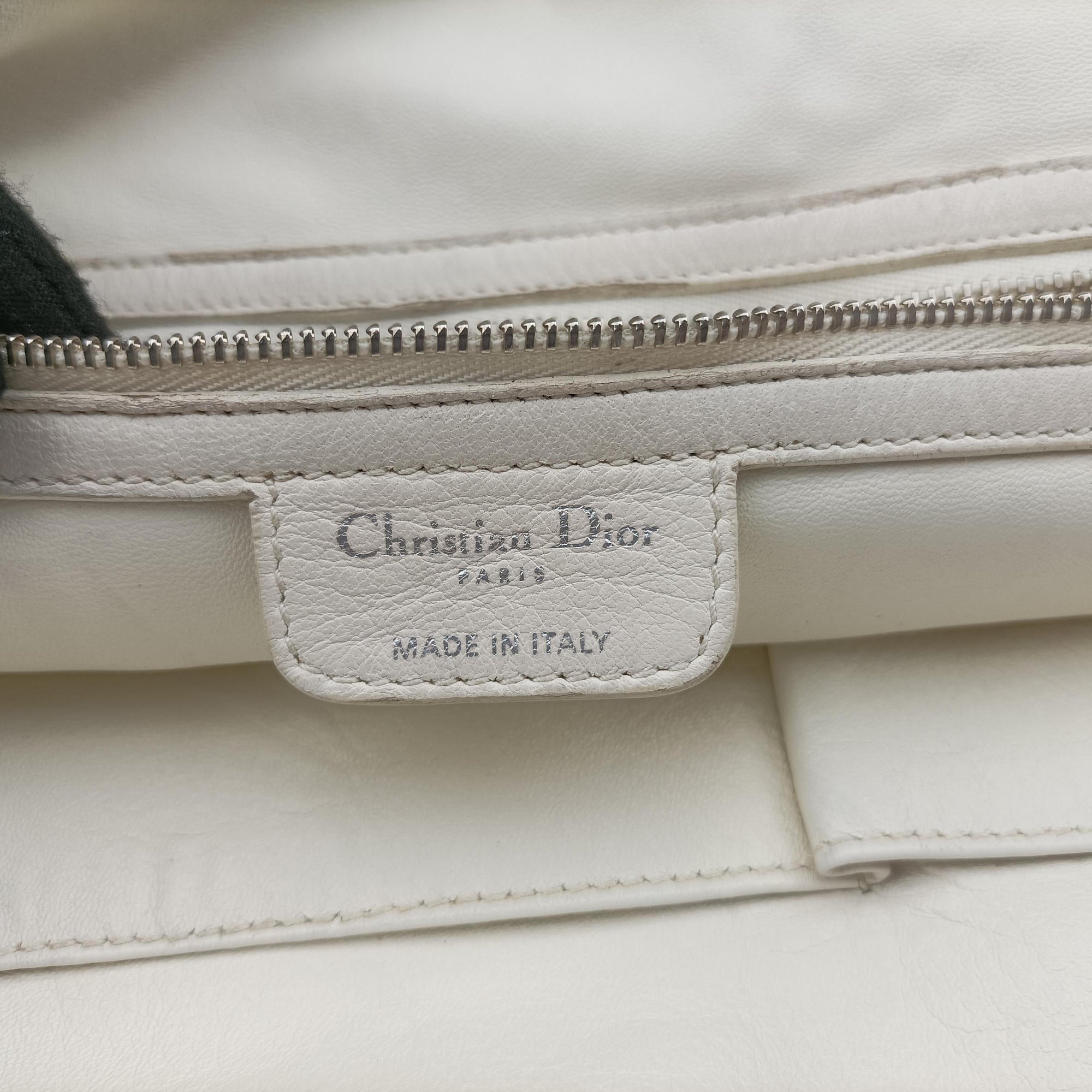 Pre-owned Christian Dior Cannage Dior Soft Shopping White lambskin  handbag | stylenewstar