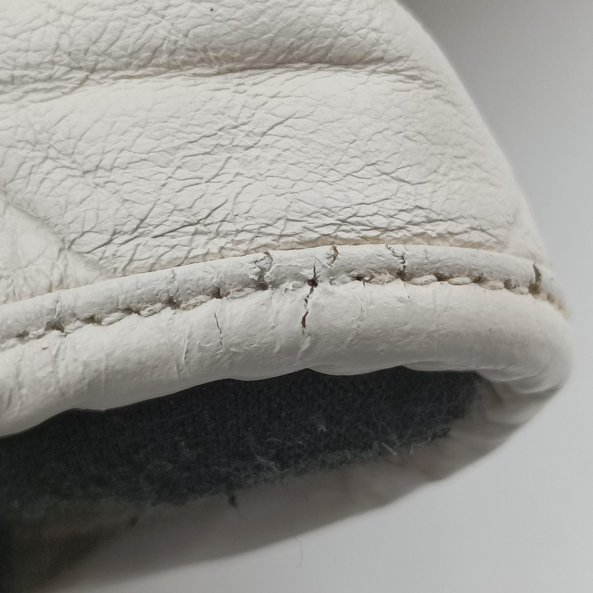 Pre-owned Christian Dior Cannage Dior Soft Shopping White lambskin  handbag | stylenewstar
