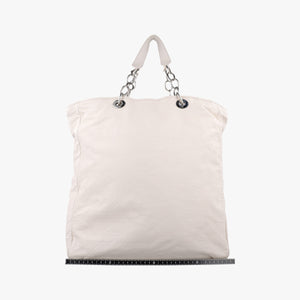 Pre-owned Christian Dior Cannage Dior Soft Shopping White lambskin  handbag | stylenewstar
