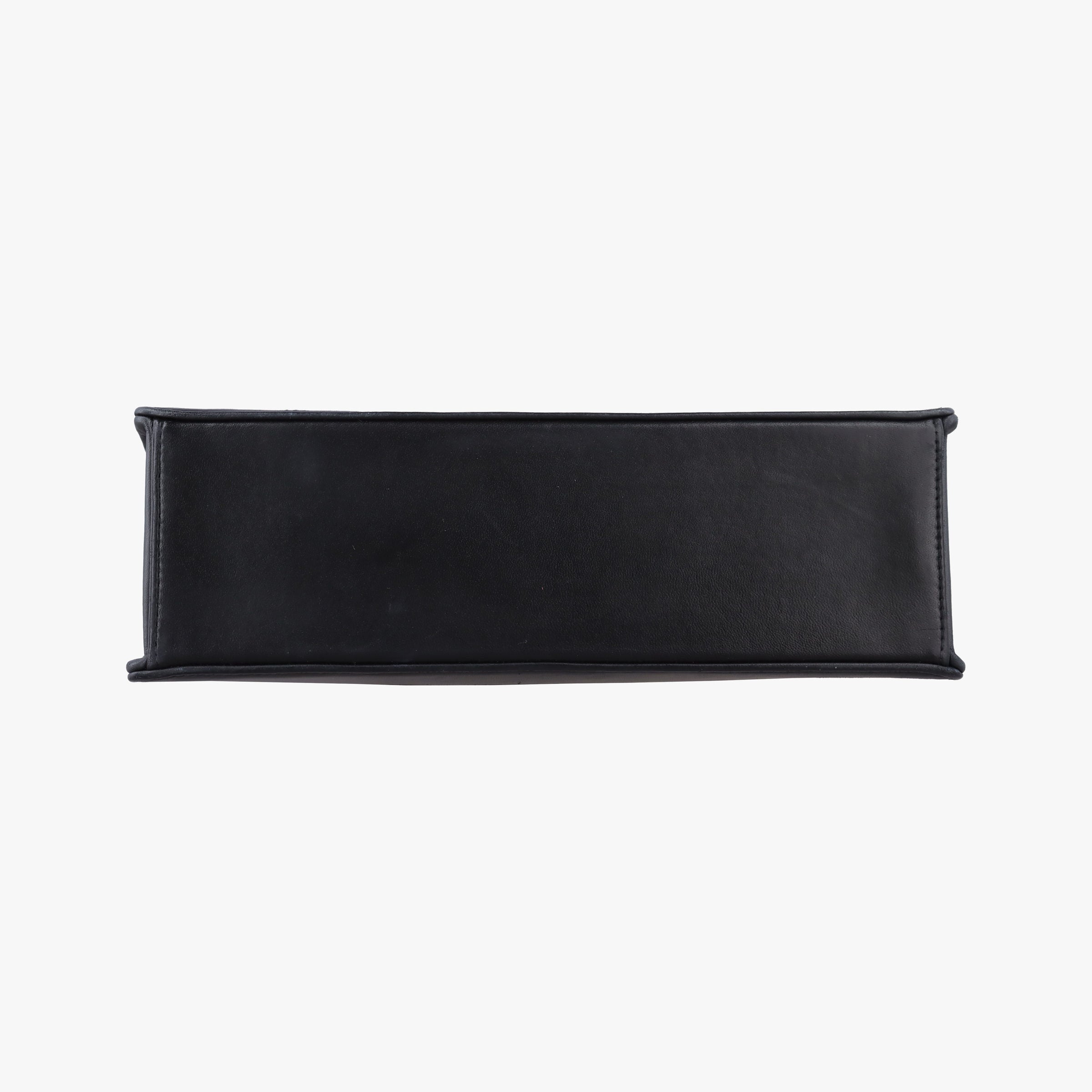 Secondhand Chanel Matelasse Black Lambskin × Cotton  shoulderbag | stylenewstar