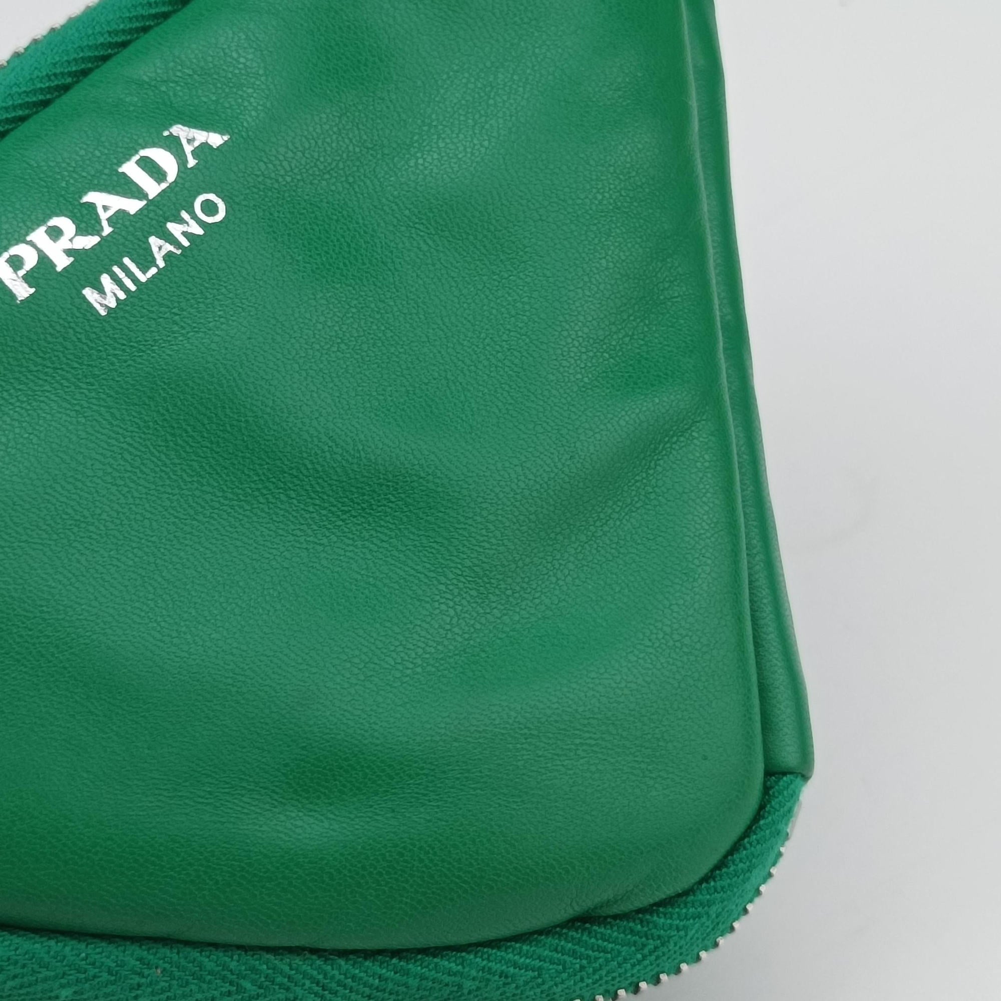 Pre-owned Prada triangle mini Green Leather 1NR015 shoulderbag | stylenewstar