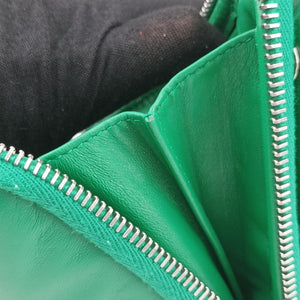 Pre-owned Prada triangle mini Green Leather 1NR015 shoulderbag | stylenewstar