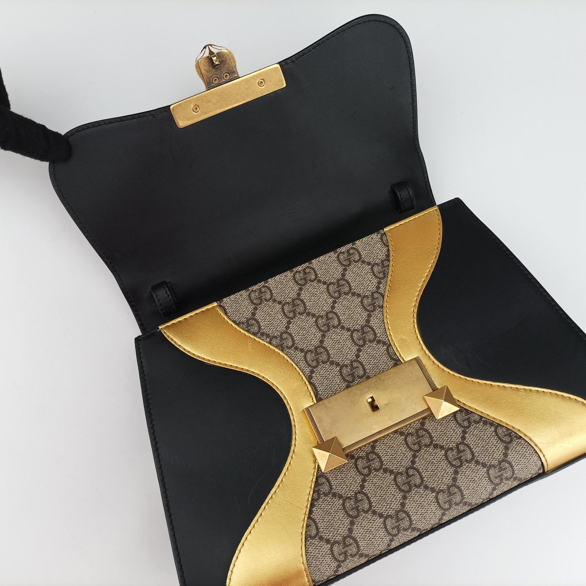 Secondhand Gucci Osiride GG Supreme beige×black×Multicolour PVC coated canvas×Leather 497996 shoulderbag | stylenewstar