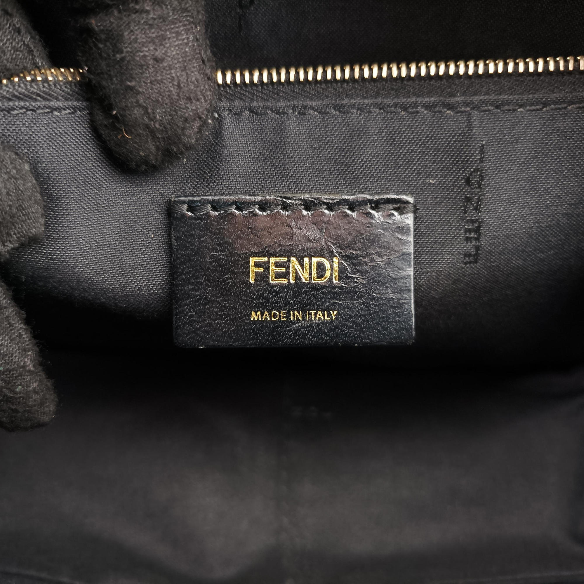 Secondhand Fendi Monster Camera case Black Leather 7VA428 shoulderbag | stylenewstar