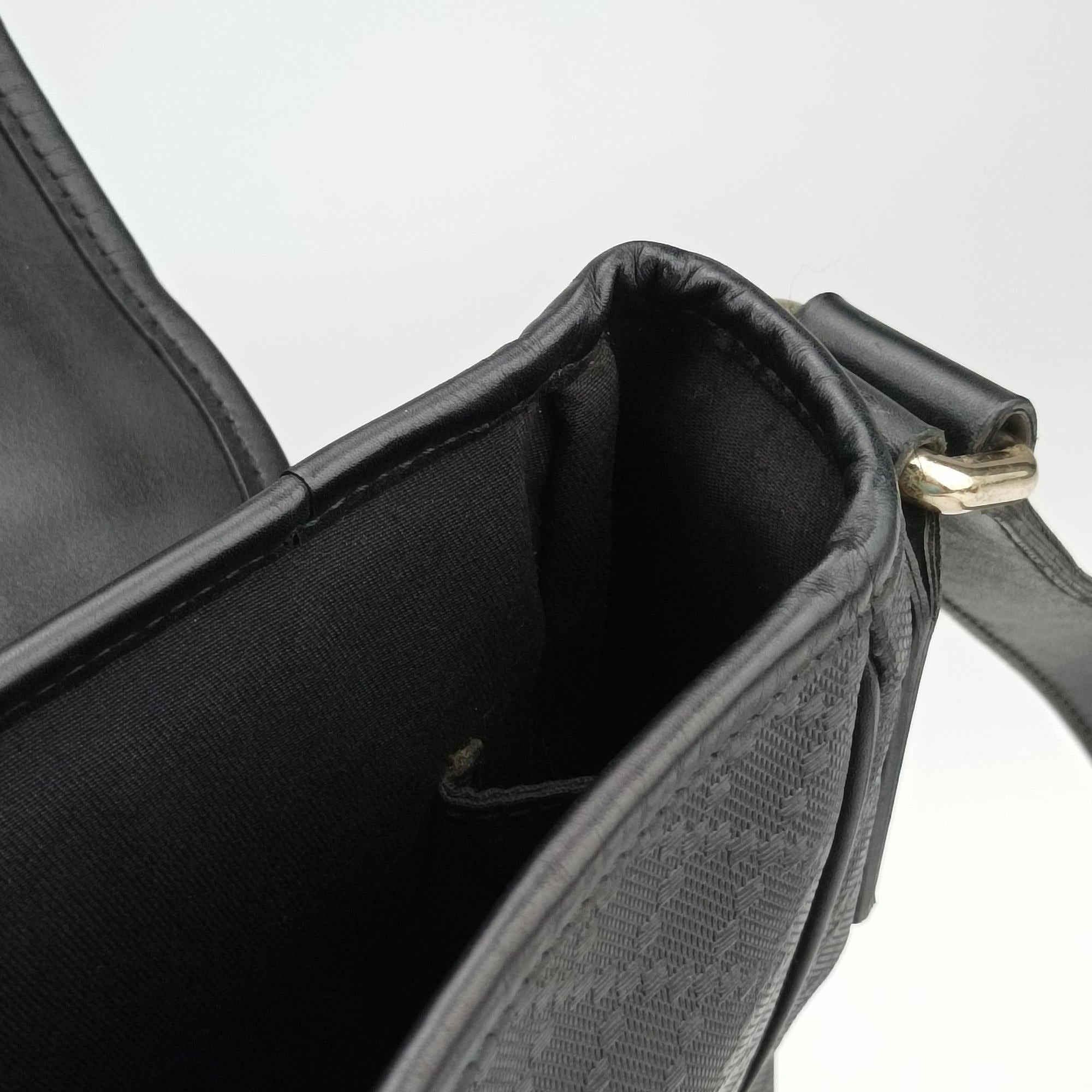 Pre-owned Gucci Guccissima Messenger Black Leather 223665 shoulderbag | stylenewstar