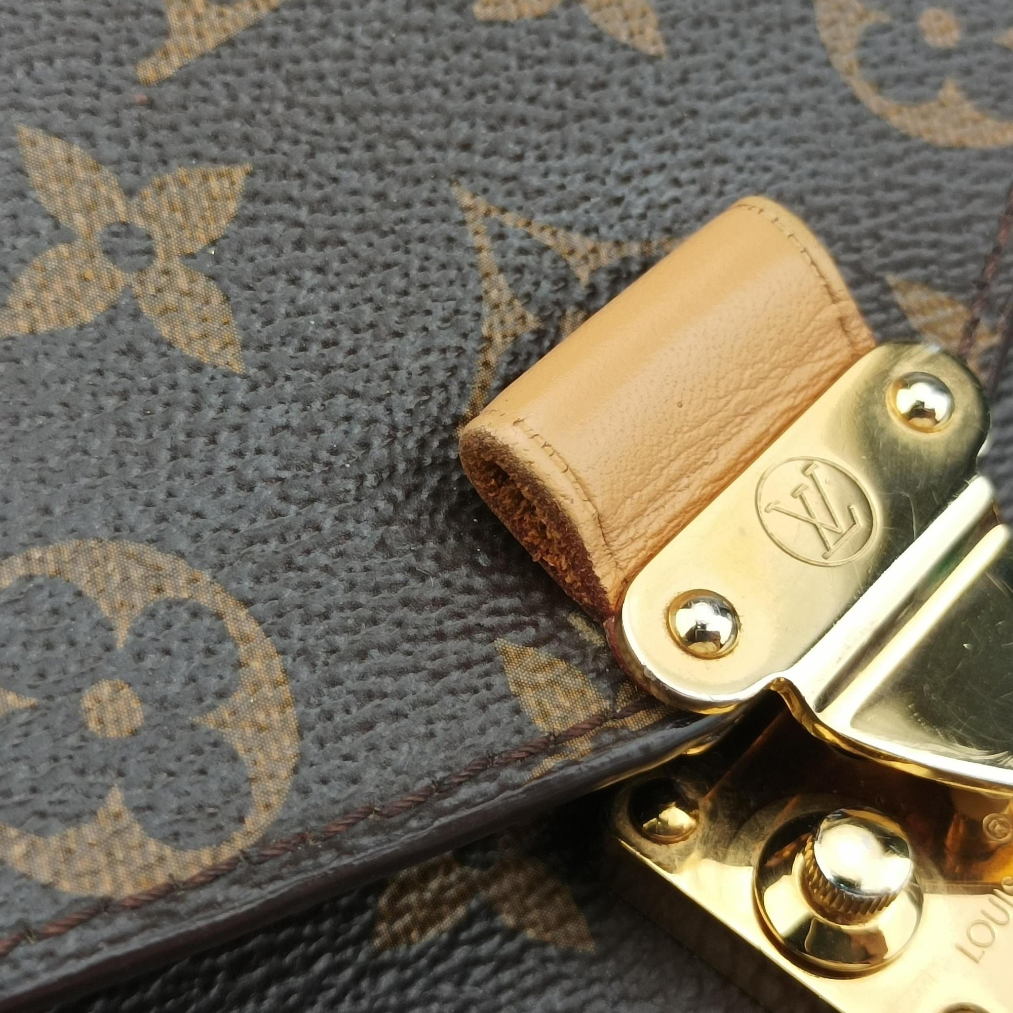 Pre-owned Louis Vuitton Pochette Metis MM Brown Monogram Canvas M44875 shoulderbag | stylenewstar