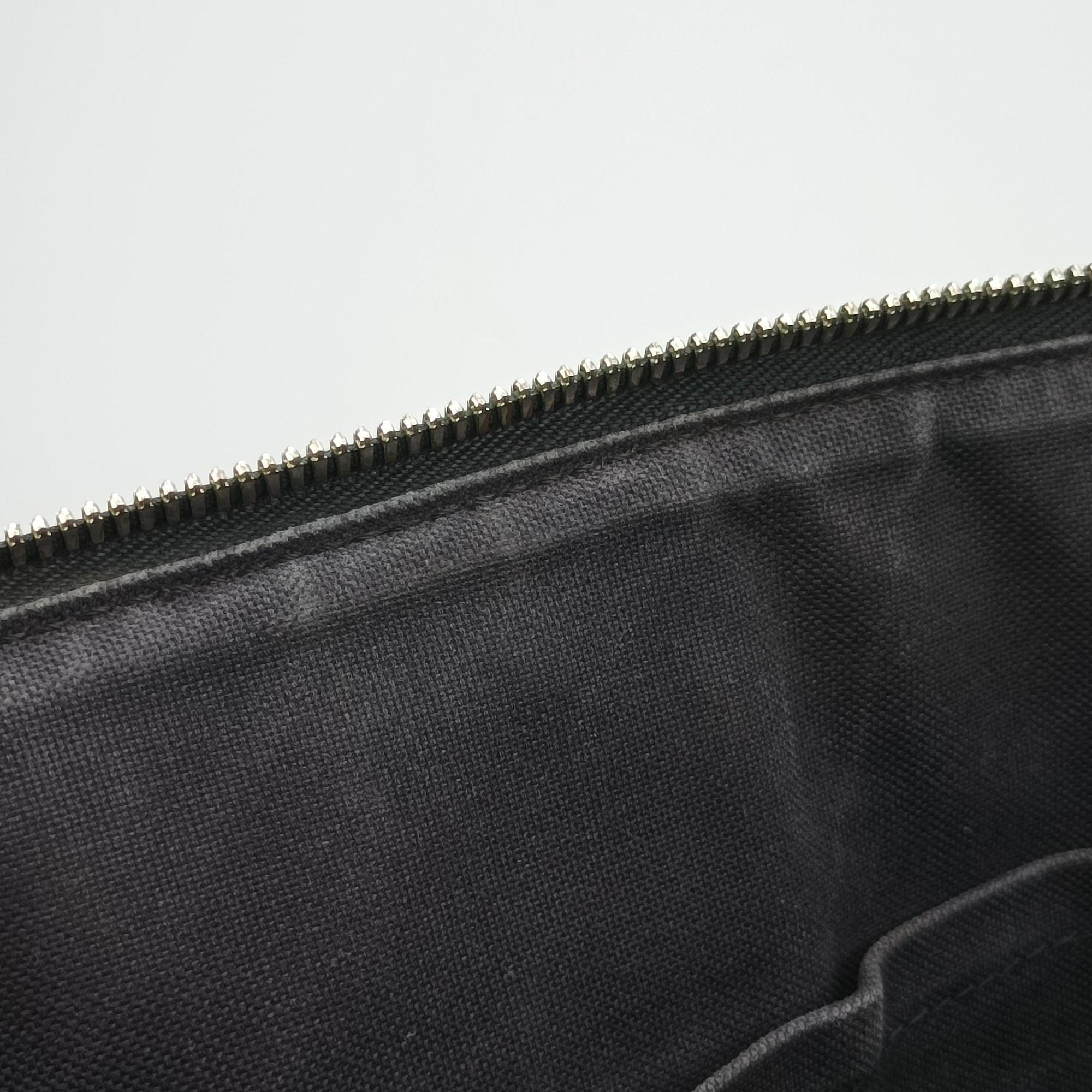 Pre-owned Louis Vuitton Porte Documents Jour Noir Damier Graphite N48224 handbag | stylenewstar