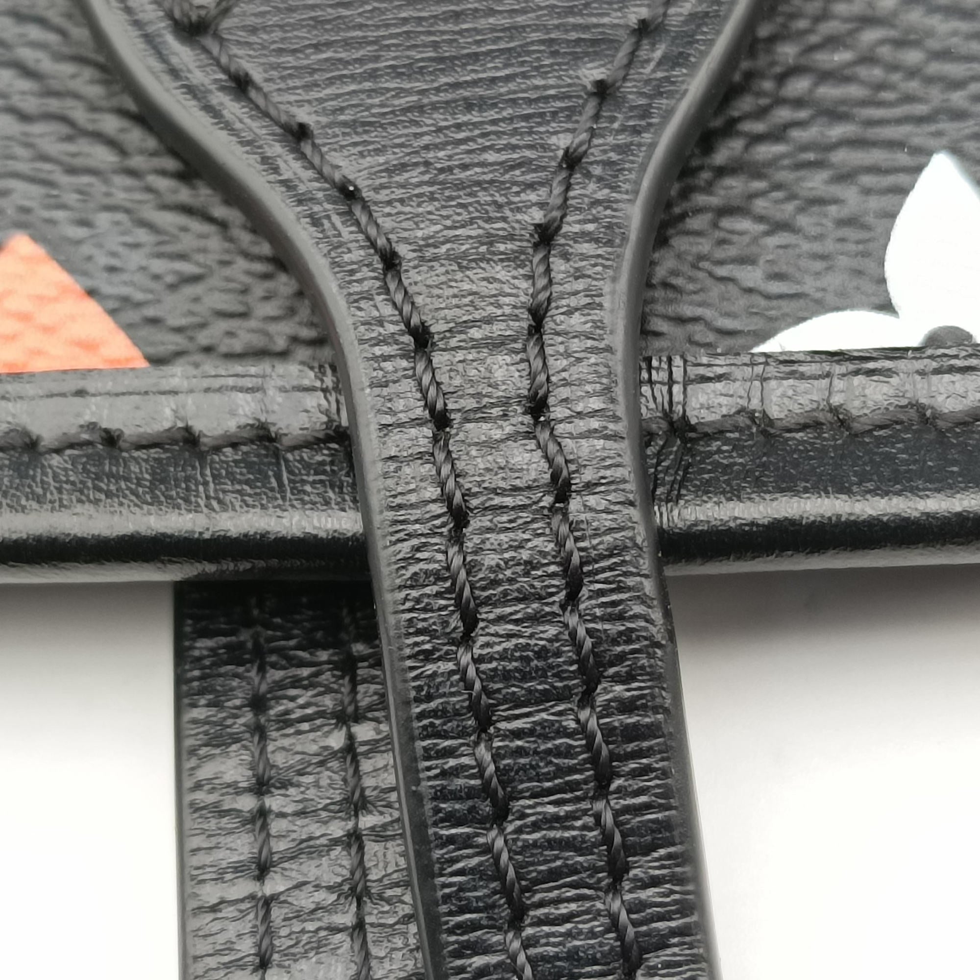 Secondhand Louis Vuitton Neverfull MM playing cards Game On Noir PVC coated canvas M57483 handbag | stylenewstar