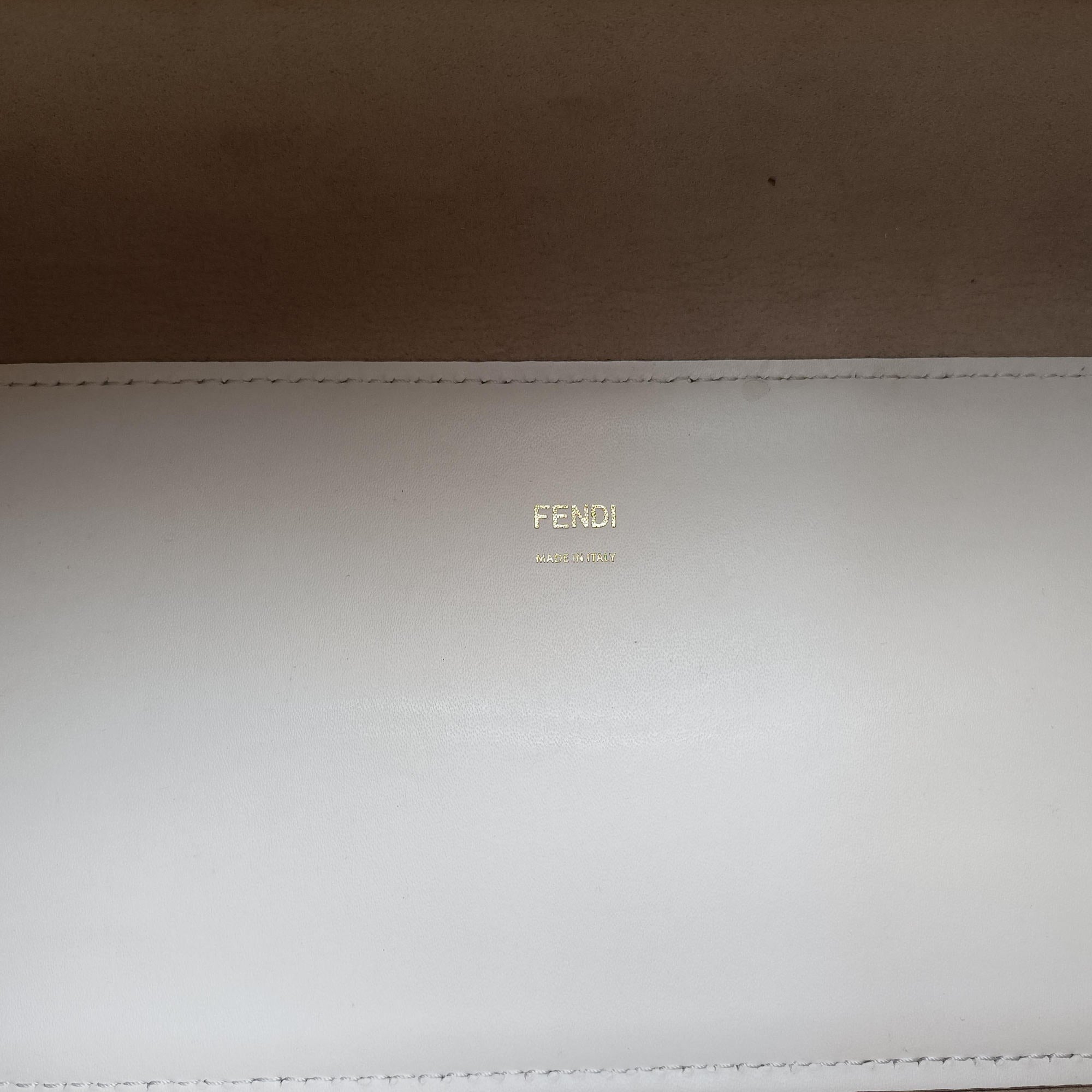 Pre-owned Fendi Sunshine White Leather 8BH386 shoulderbag | stylenewstar
