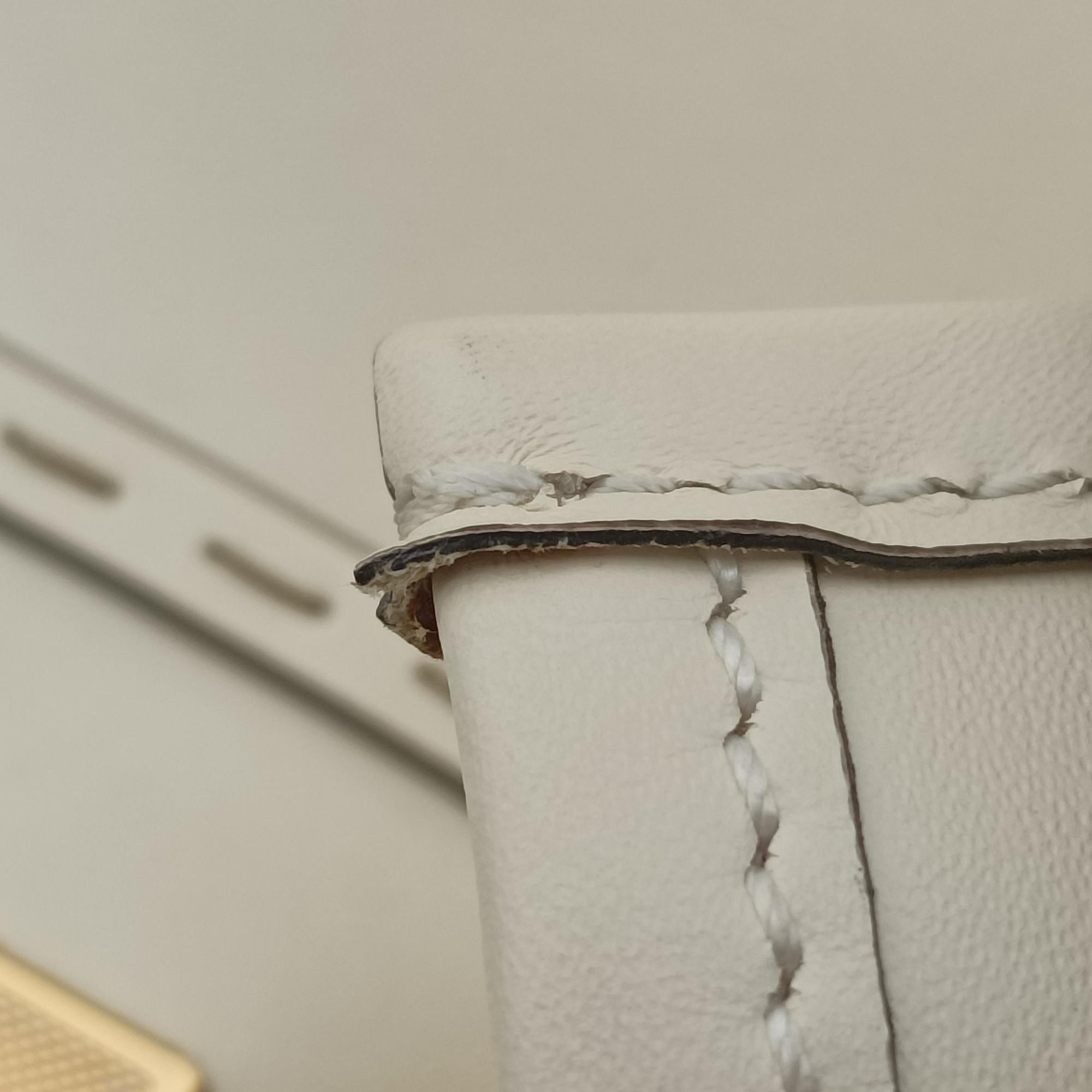 Pre-owned Fendi Sunshine White Leather 8BH386 shoulderbag | stylenewstar