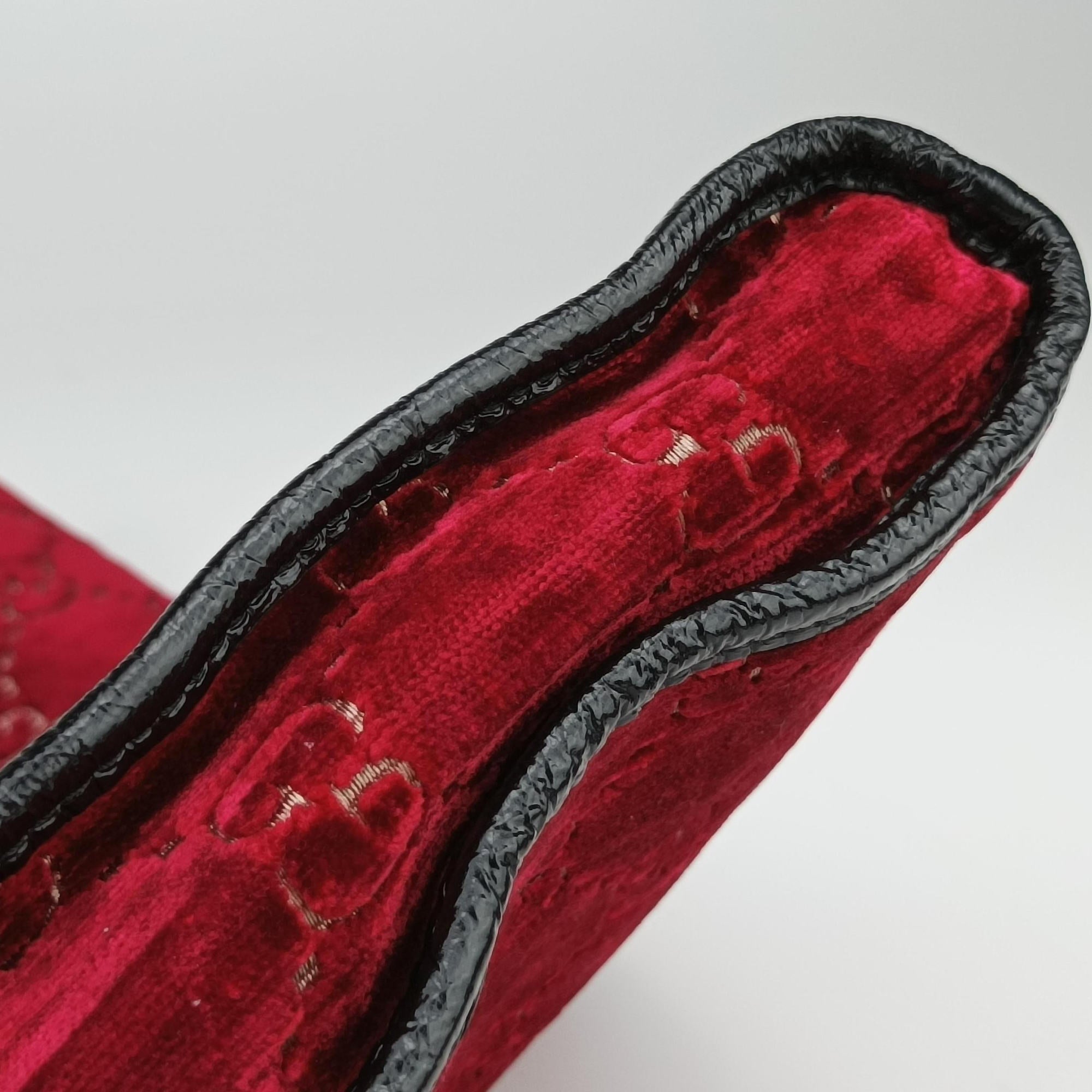 Vintage Gucci Rajah Red × Black velour × Leather 537219 shoulderbag | stylenewstar
