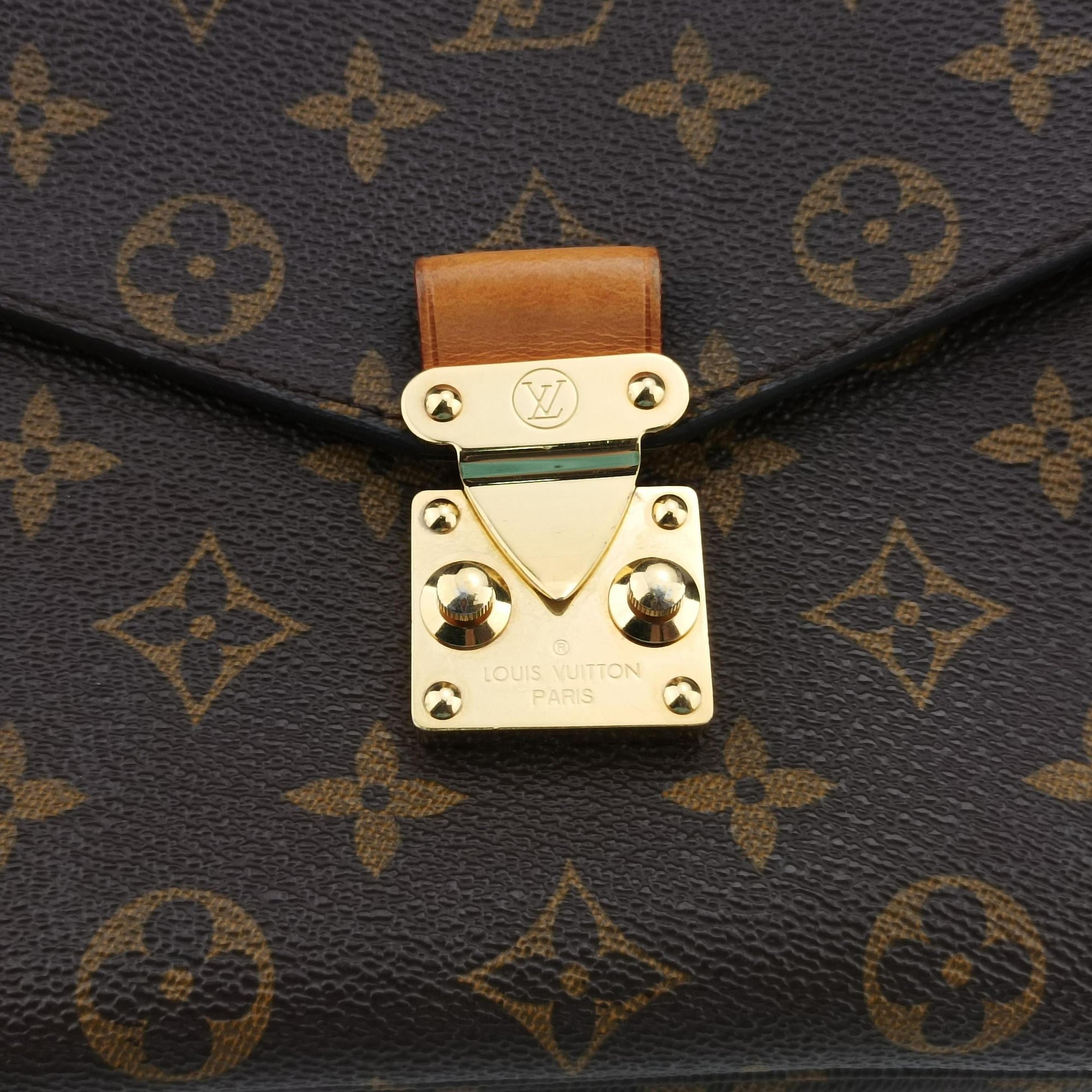 Pre-owned Louis Vuitton Pochette Metis MM Brown Monogram Canvas M44875 shoulderbag | stylenewstar