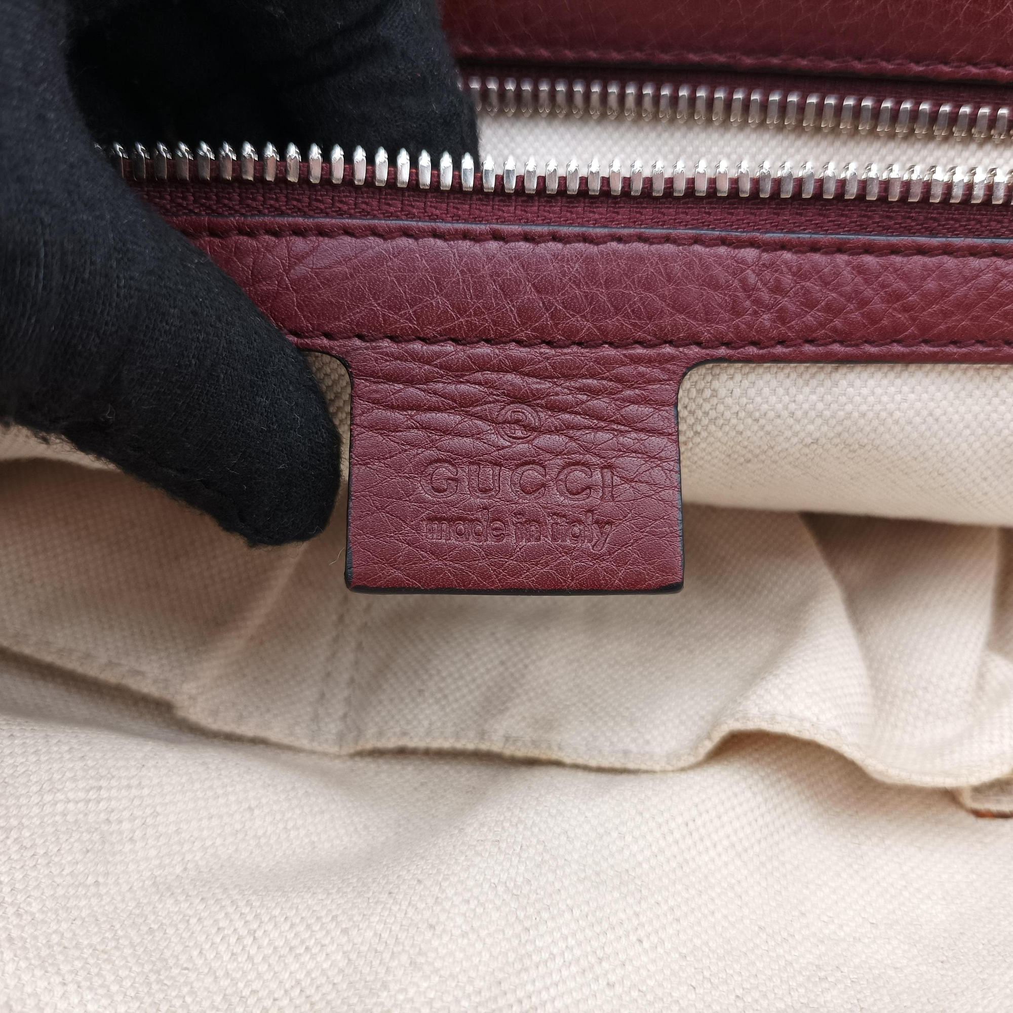 Pre-owned Gucci Interlocking G Logo Soho Messenger Burgundy Leather 322056 shoulderbag | stylenewstar