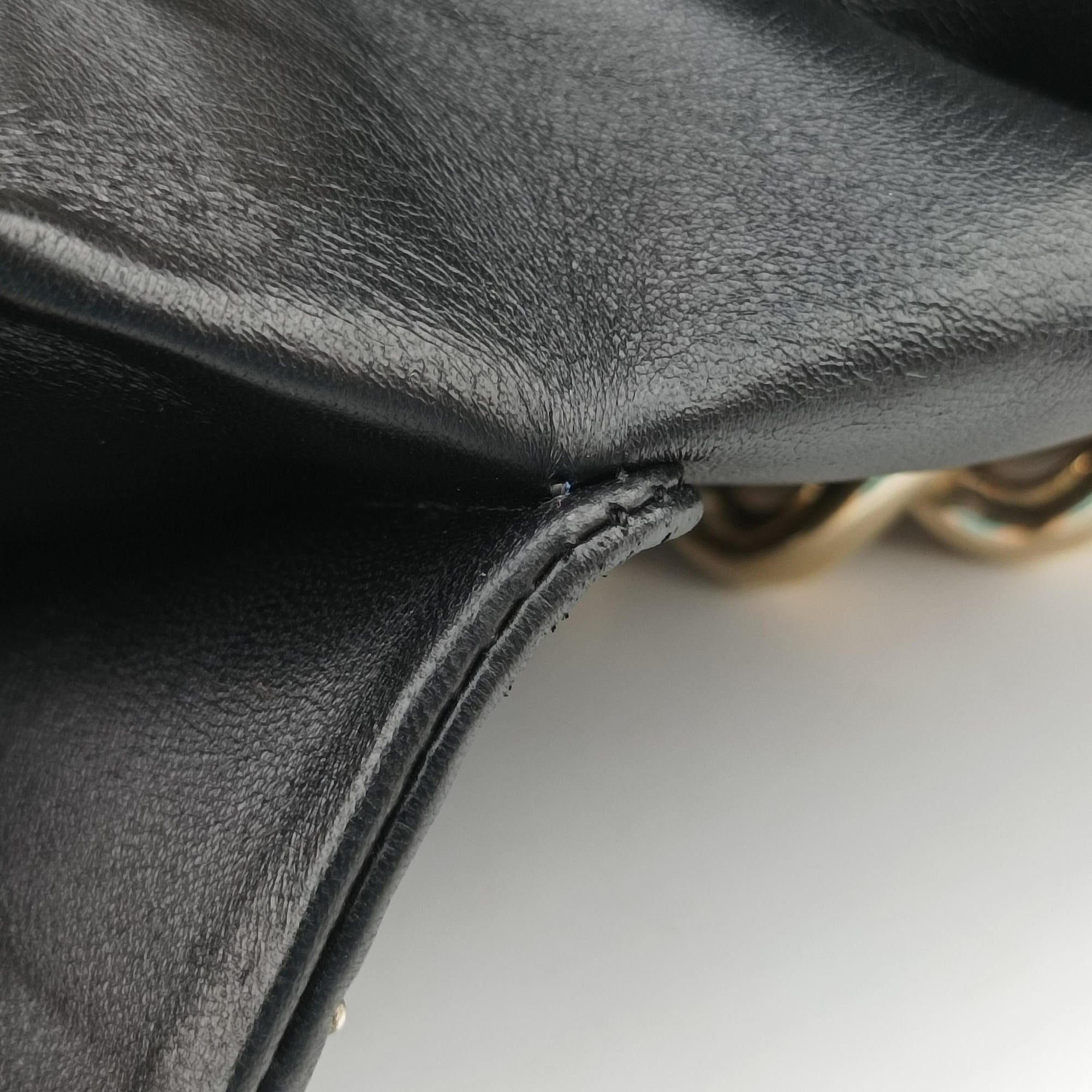 Vintage VERSACE La Medusa Black Leather  shoulderbag | stylenewstar