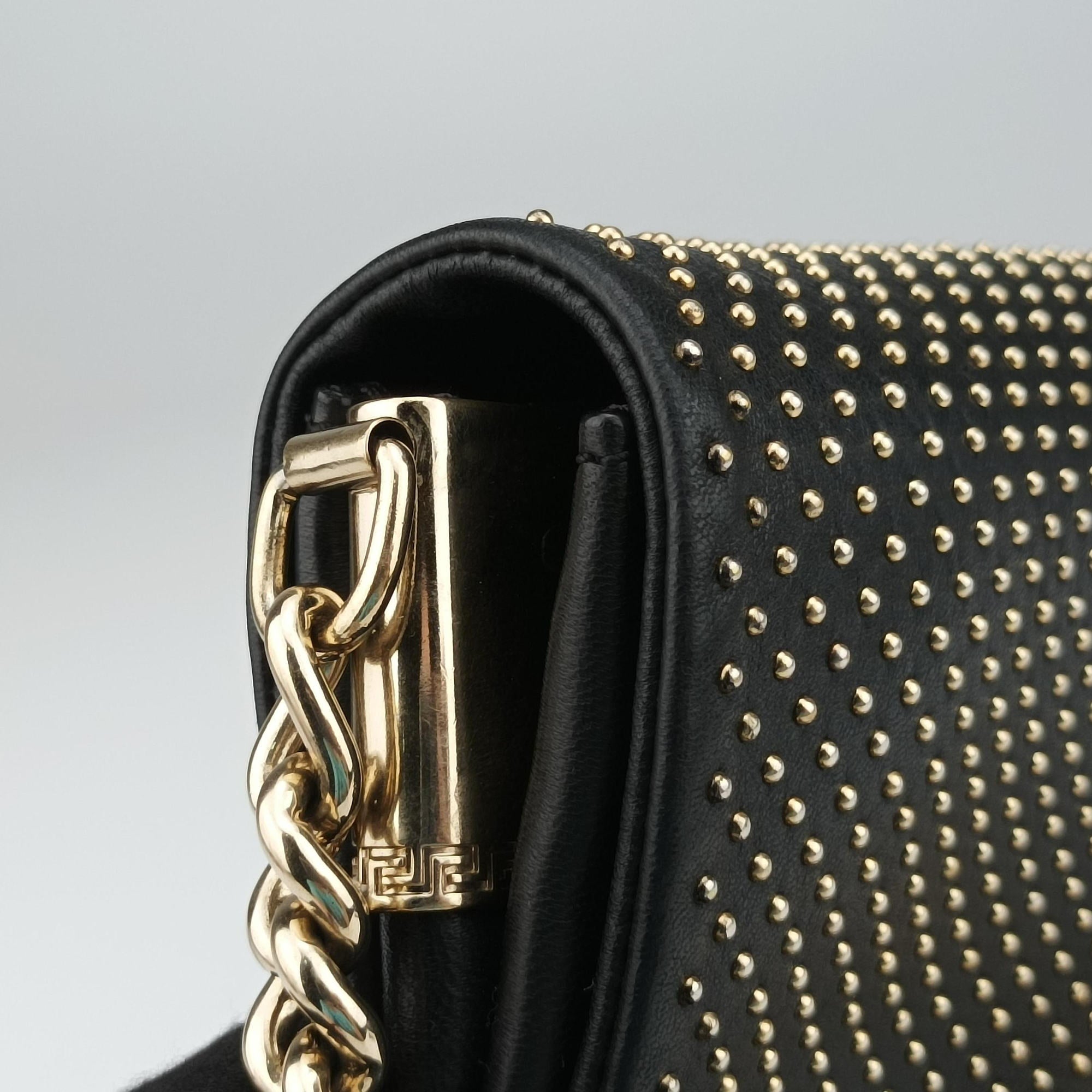 Vintage VERSACE La Medusa Black Leather  shoulderbag | stylenewstar