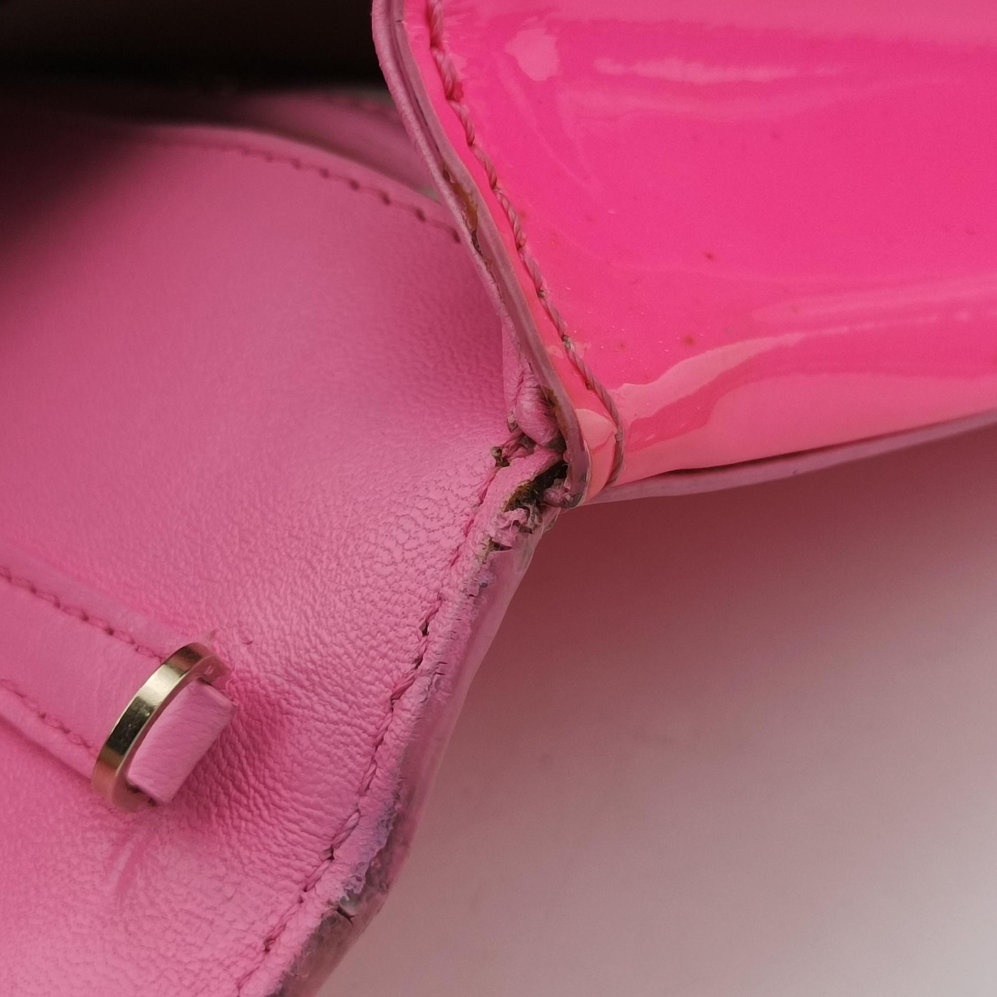 Secondhand VERSACE Medusa Rose Patent  clutchbag | stylenewstar