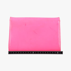 Secondhand VERSACE Medusa Rose Patent  clutchbag | stylenewstar