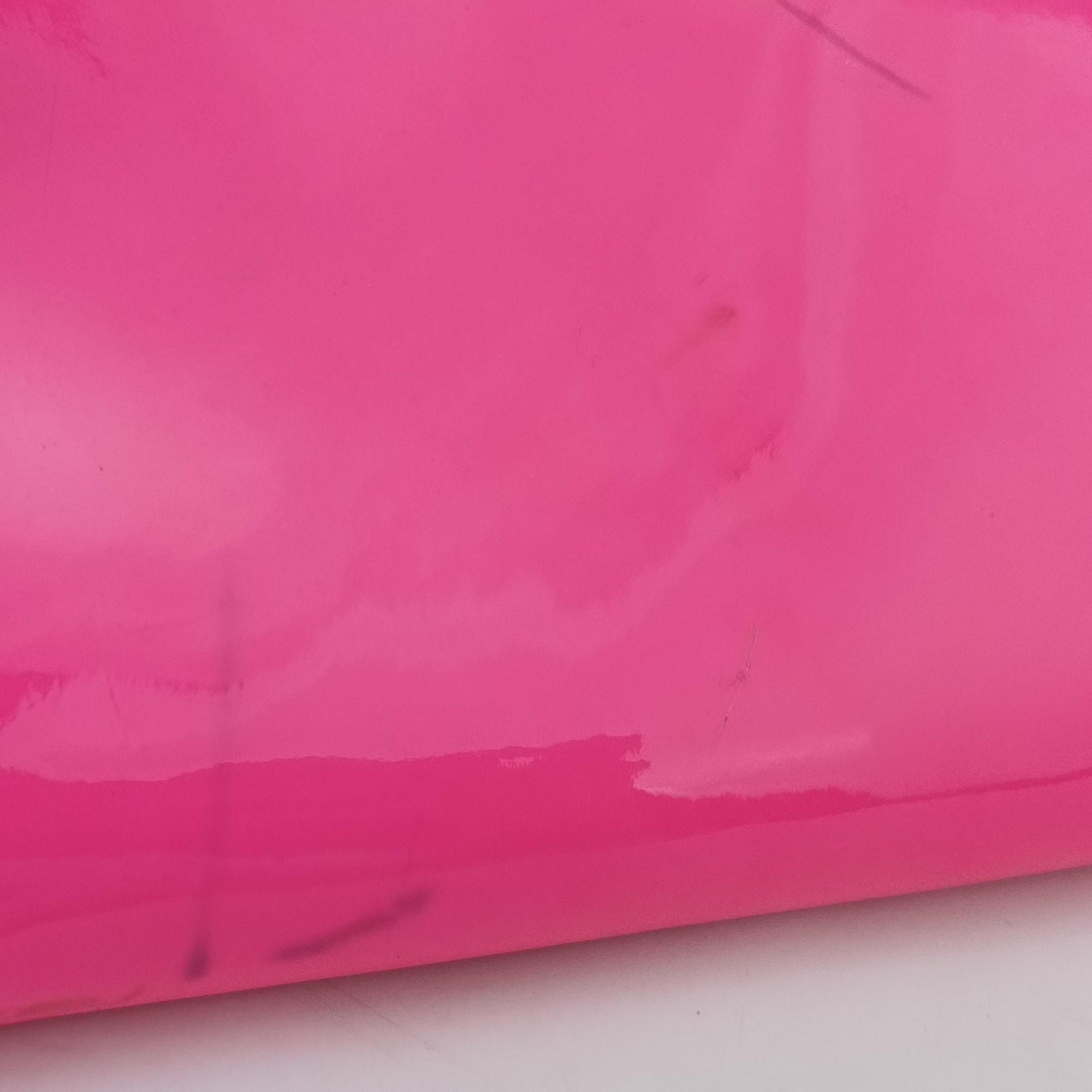 Secondhand VERSACE Medusa Rose Patent  clutchbag | stylenewstar