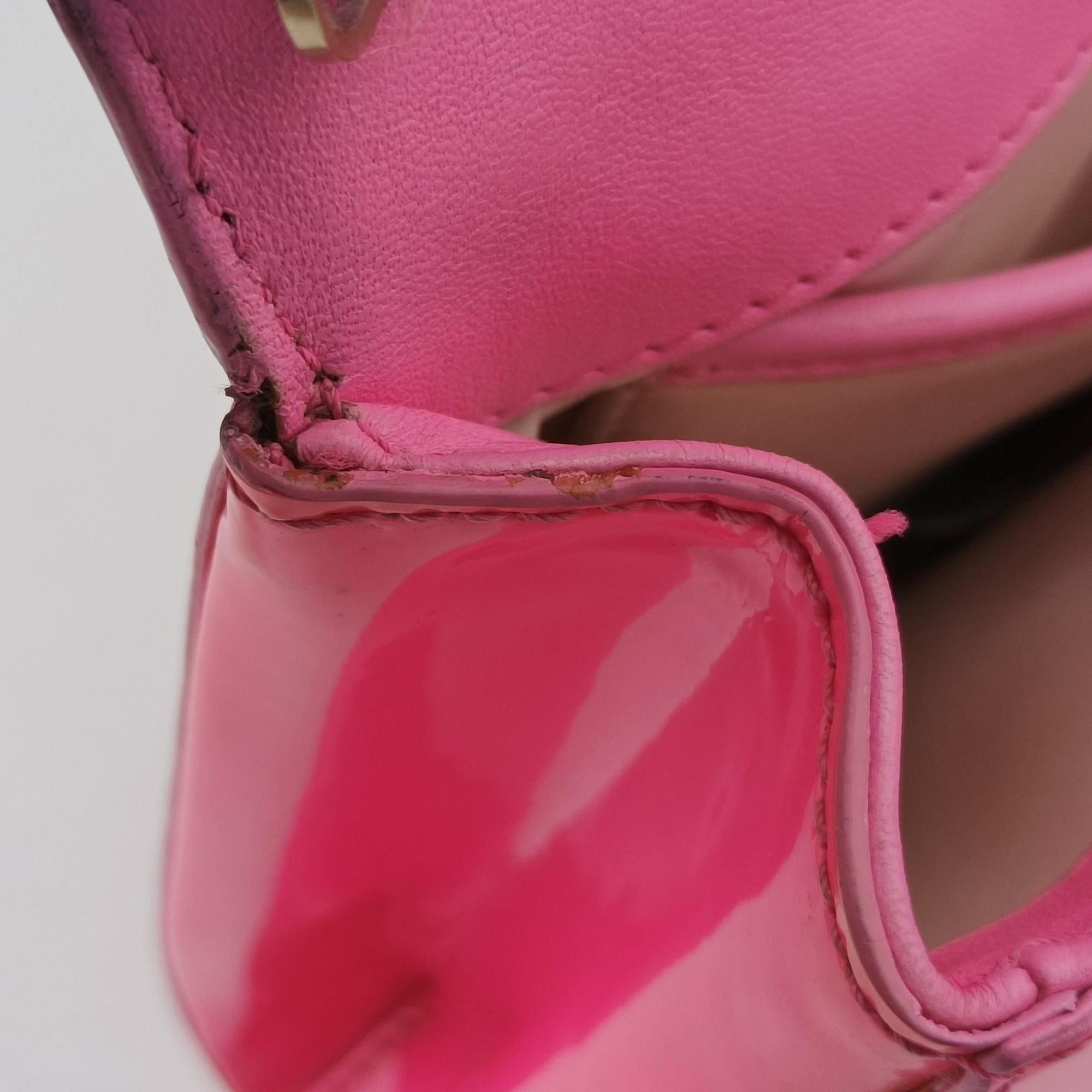 Secondhand VERSACE Medusa Rose Patent  clutchbag | stylenewstar