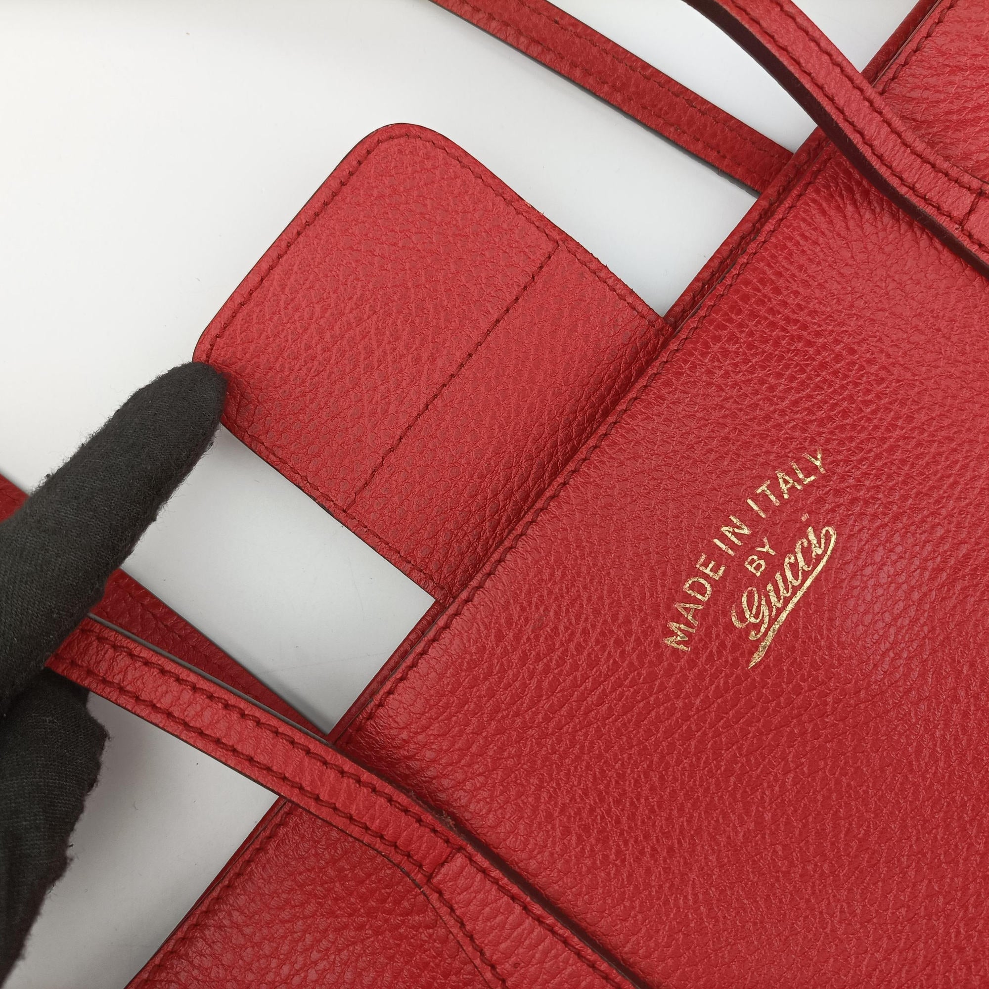 Pre-owned Gucci Swing Red Leather 354397 shoulderbag | stylenewstar