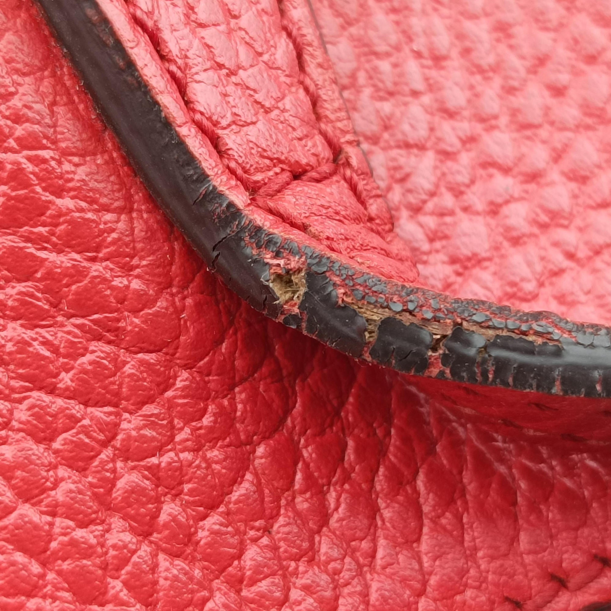 Pre-owned Gucci Swing Red Leather 354397 shoulderbag | stylenewstar
