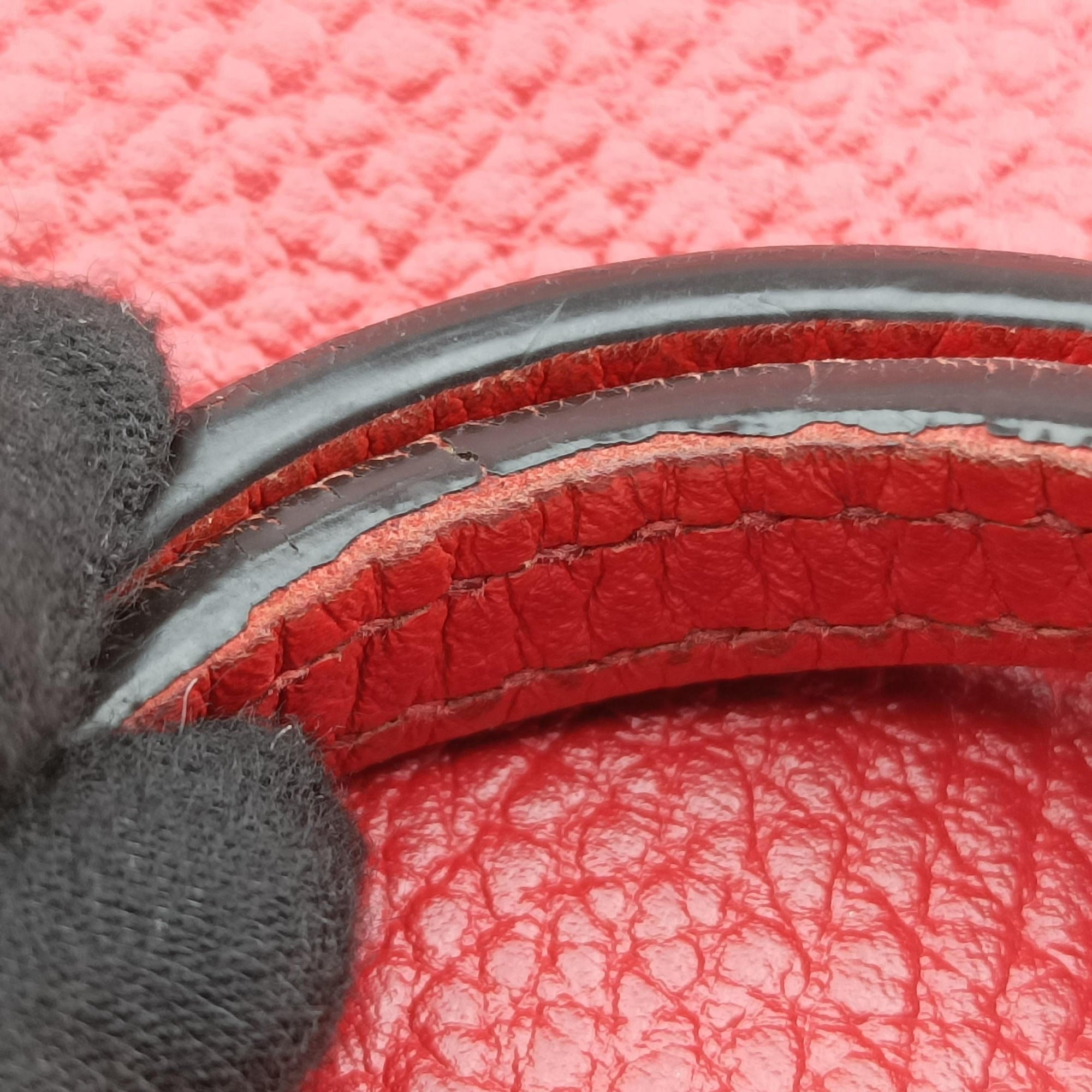 Pre-owned Gucci Swing Red Leather 354397 shoulderbag | stylenewstar