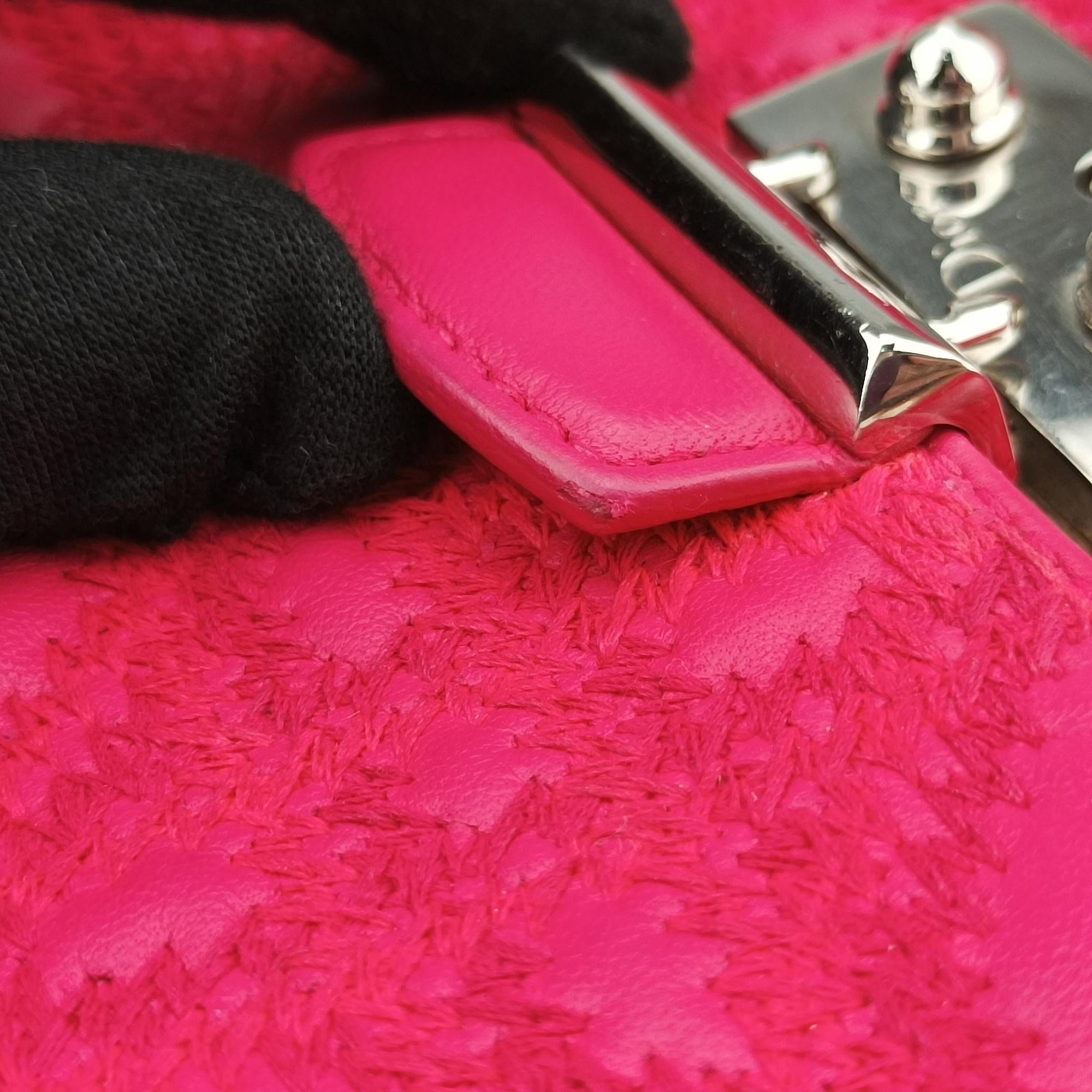 Vintage Christian Dior Miss Dior CANNAGE New Lock Rose lambskin  shoulderbag | stylenewstar