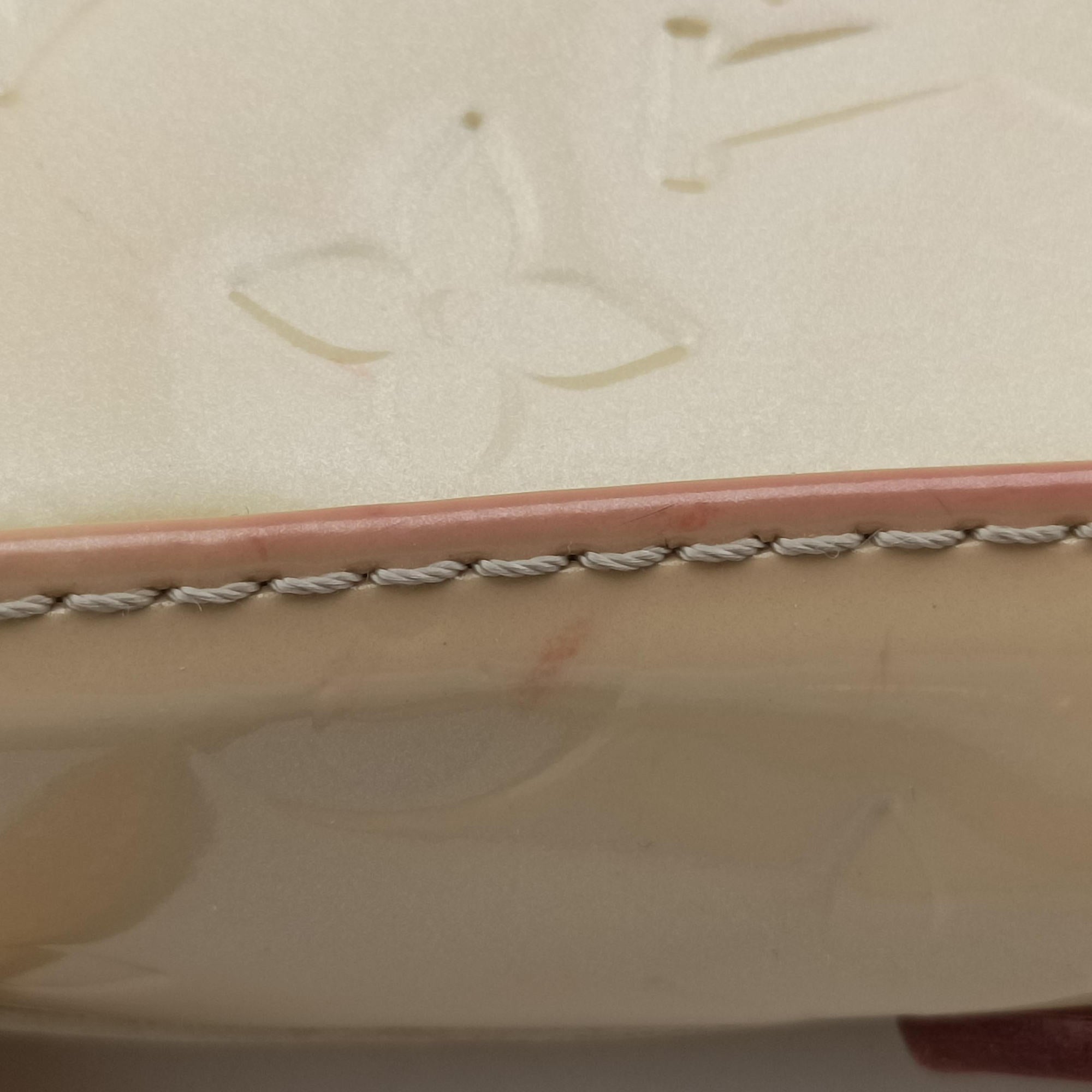 Pre-owned Louis Vuitton Bellflower PM Beige Vernis M91731 shoulderbag | stylenewstar