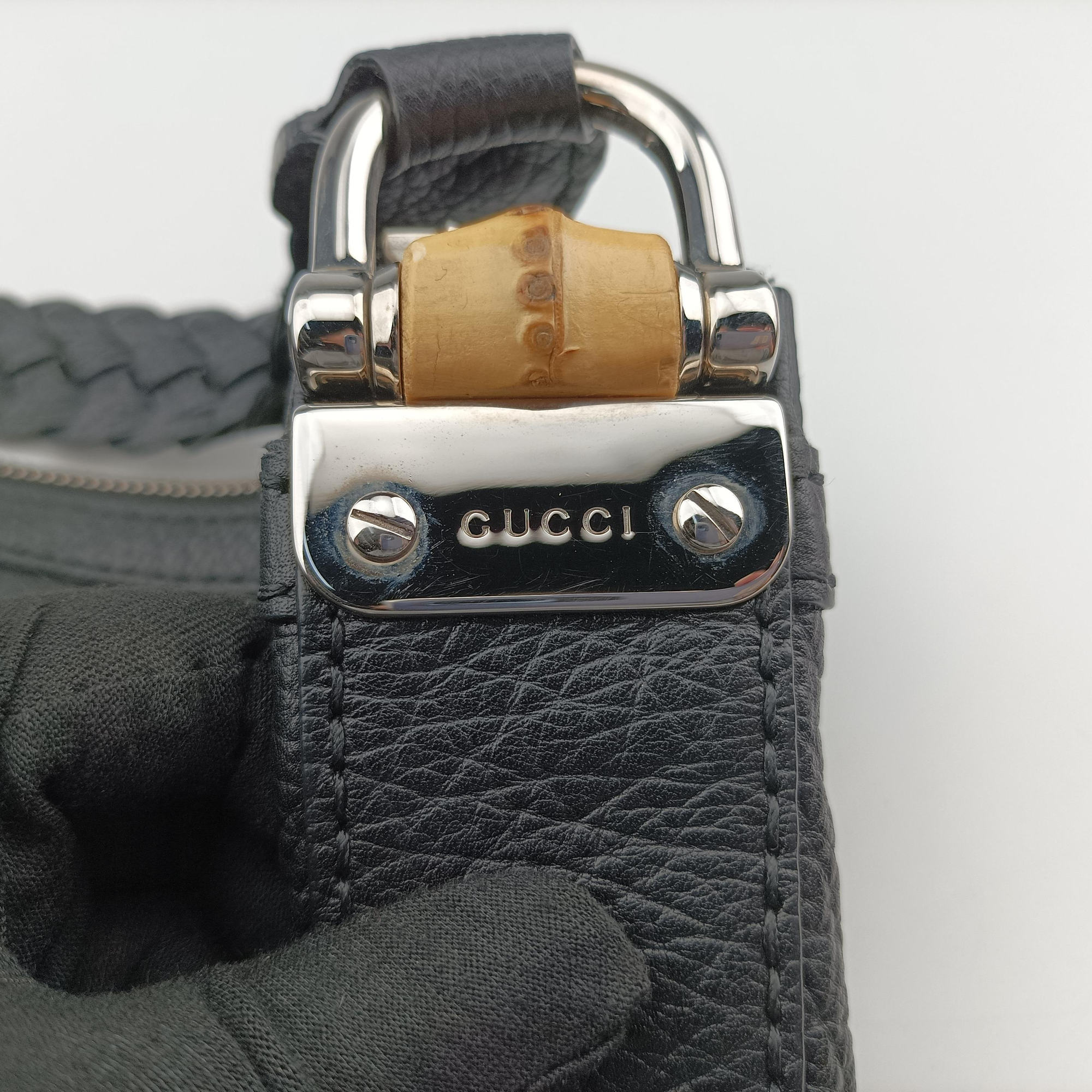 Secondhand Gucci Bamboo Bar Hobo Black Leather 257090 handbag | stylenewstar
