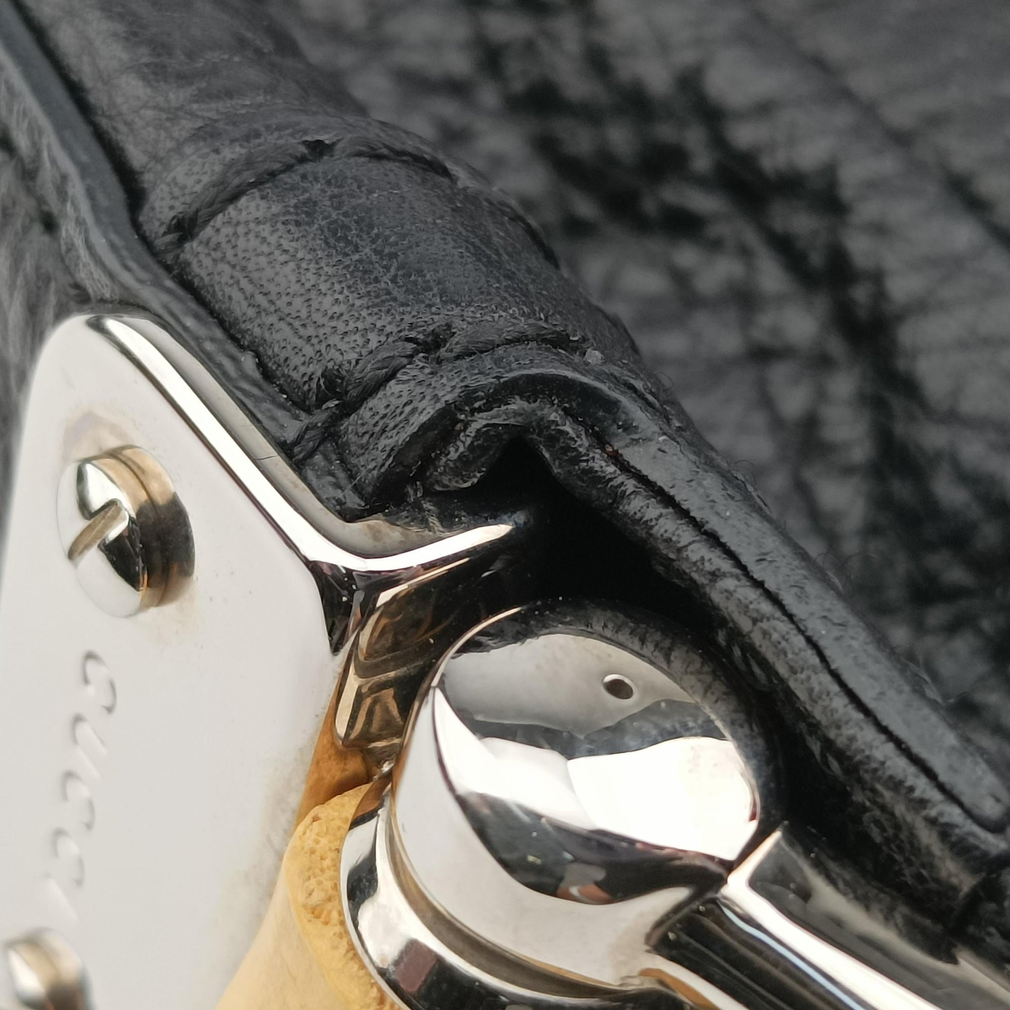 Secondhand Gucci Bamboo Bar Hobo Black Leather 257090 handbag | stylenewstar