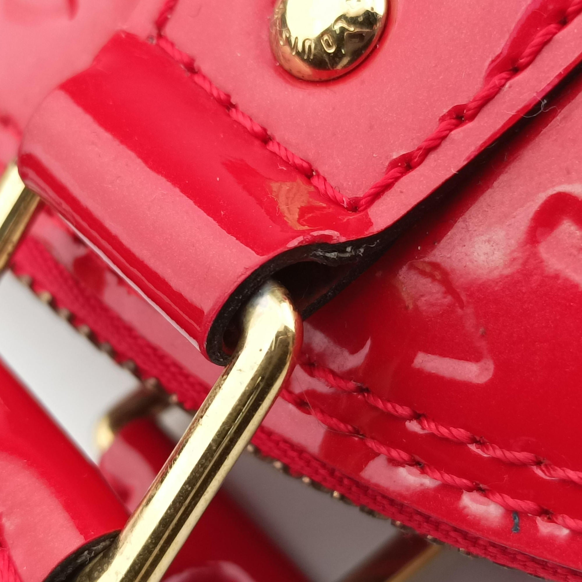 Vintage Louis Vuitton Alma BB CERISE Vernis M90174 shoulderbag | stylenewstar