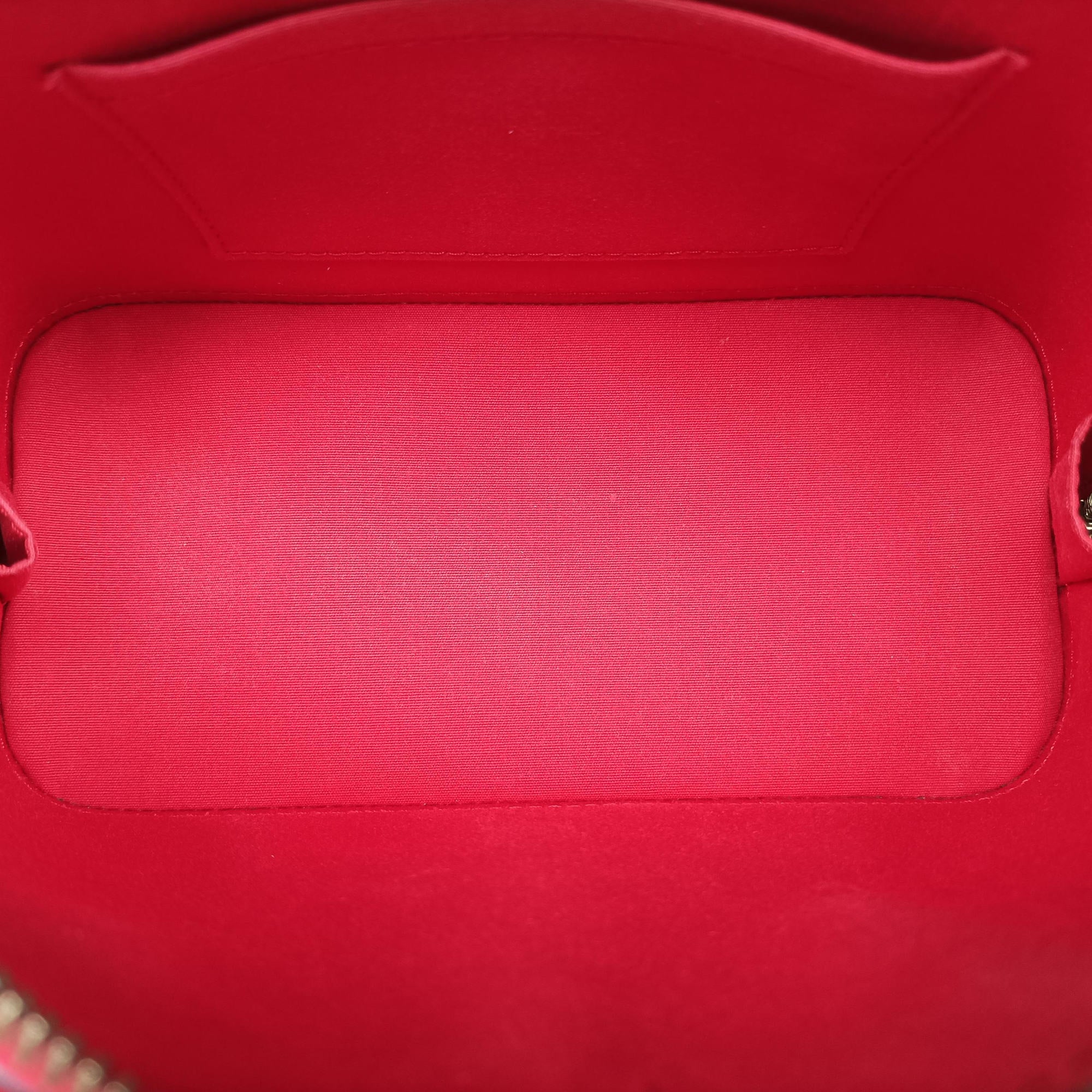 Vintage Louis Vuitton Alma BB CERISE Vernis M90174 shoulderbag | stylenewstar