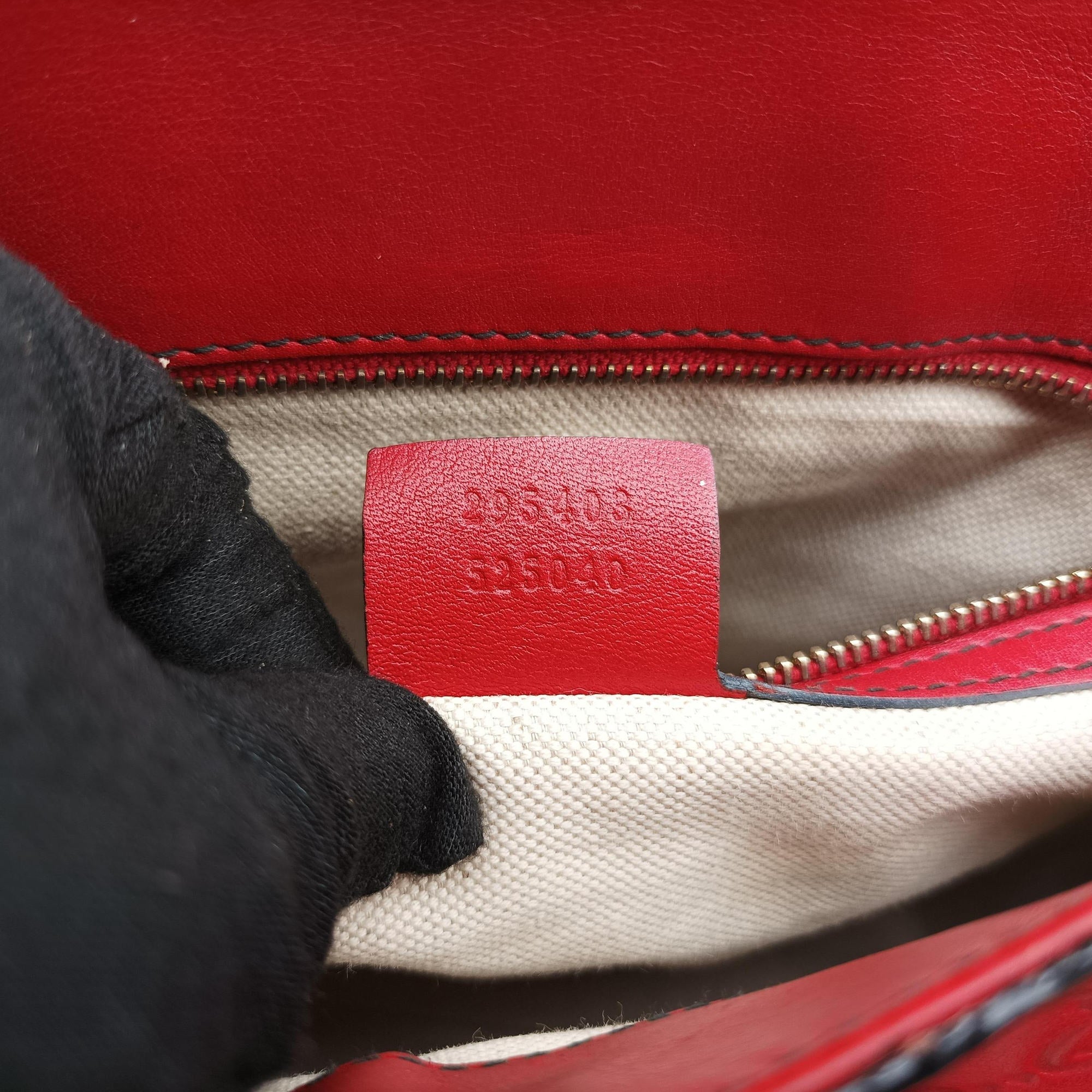 Secondhand Gucci Emily Red Leather 295403 shoulderbag | stylenewstar