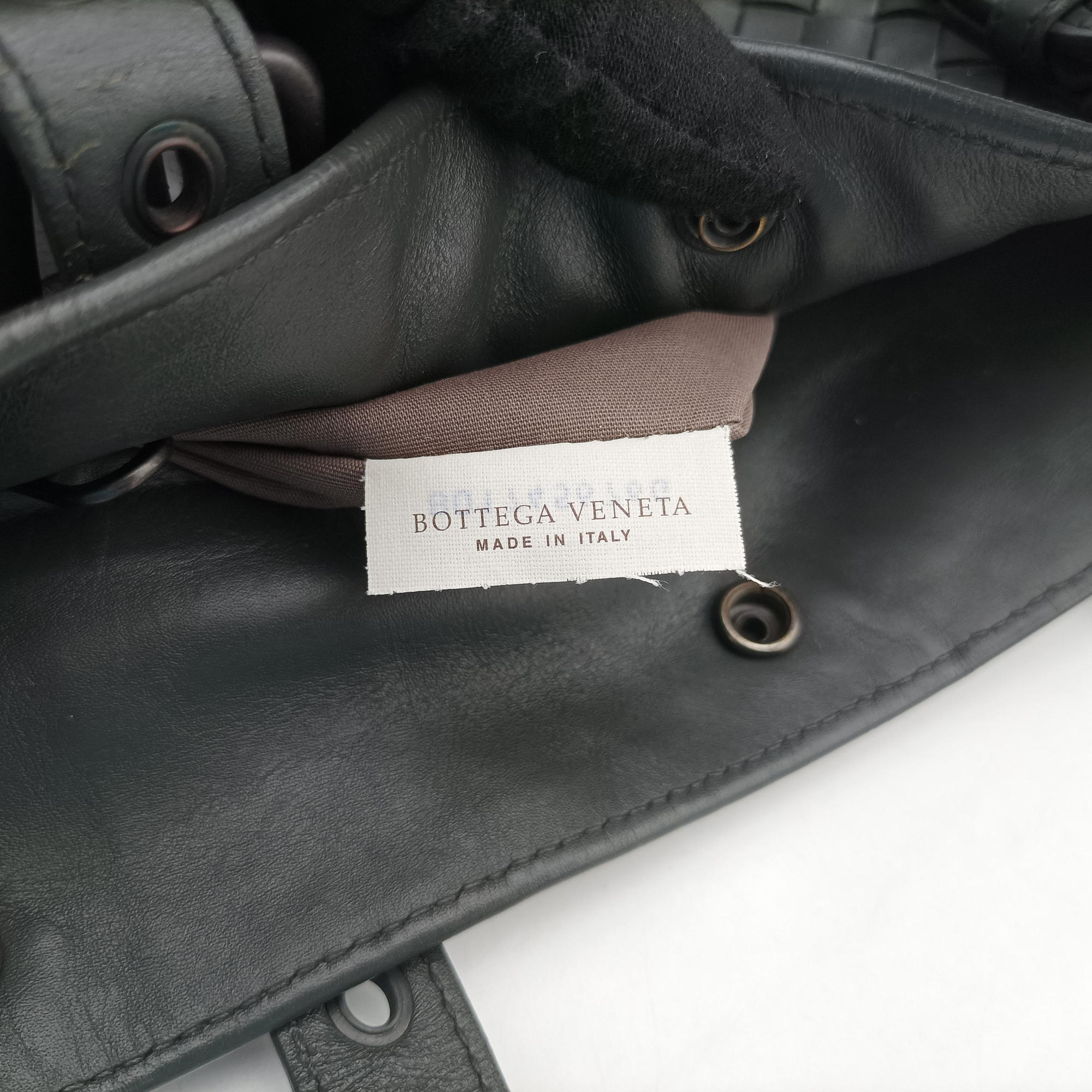 Secondhand Bottega Veneta Intrecciato Shopper Acatl Grey lambskin  shoulderbag | stylenewstar