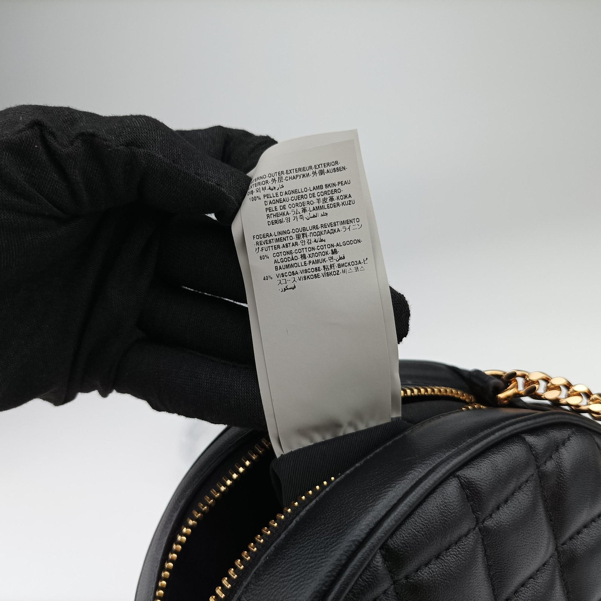 Pre-owned VERSACE Medusa Black Leather  shoulderbag | stylenewstar