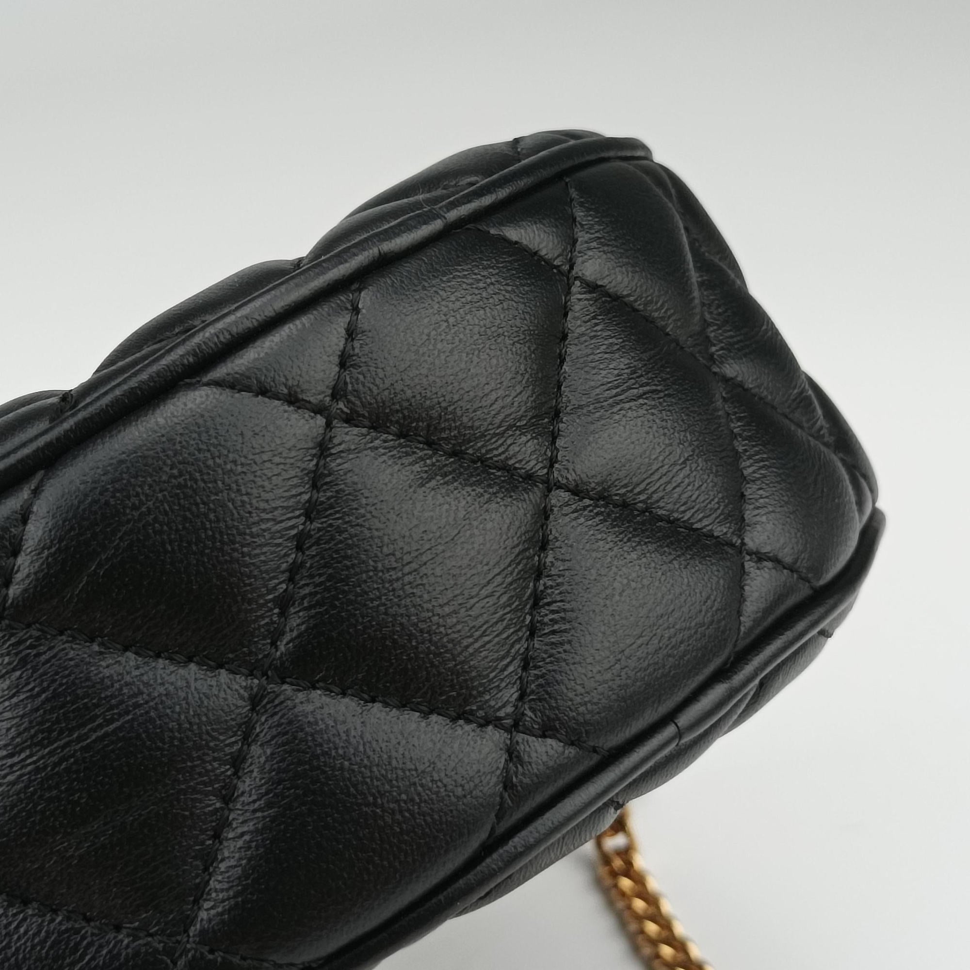Pre-owned VERSACE Medusa Black Leather  shoulderbag | stylenewstar
