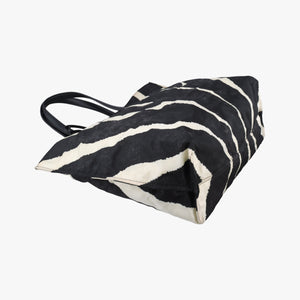 Pre-owned Fendi Zebra Print tote White× Black Nylon x Leather 8BH260 handbag | stylenewstar