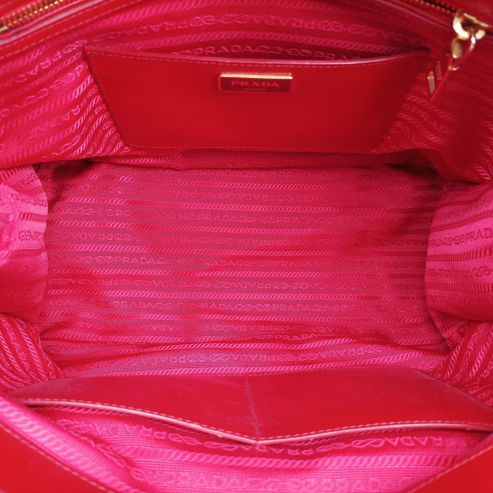 Pre-owned Prada Galleria Red SAFFIANO Patent BN1801 shoulderbag | stylenewstar