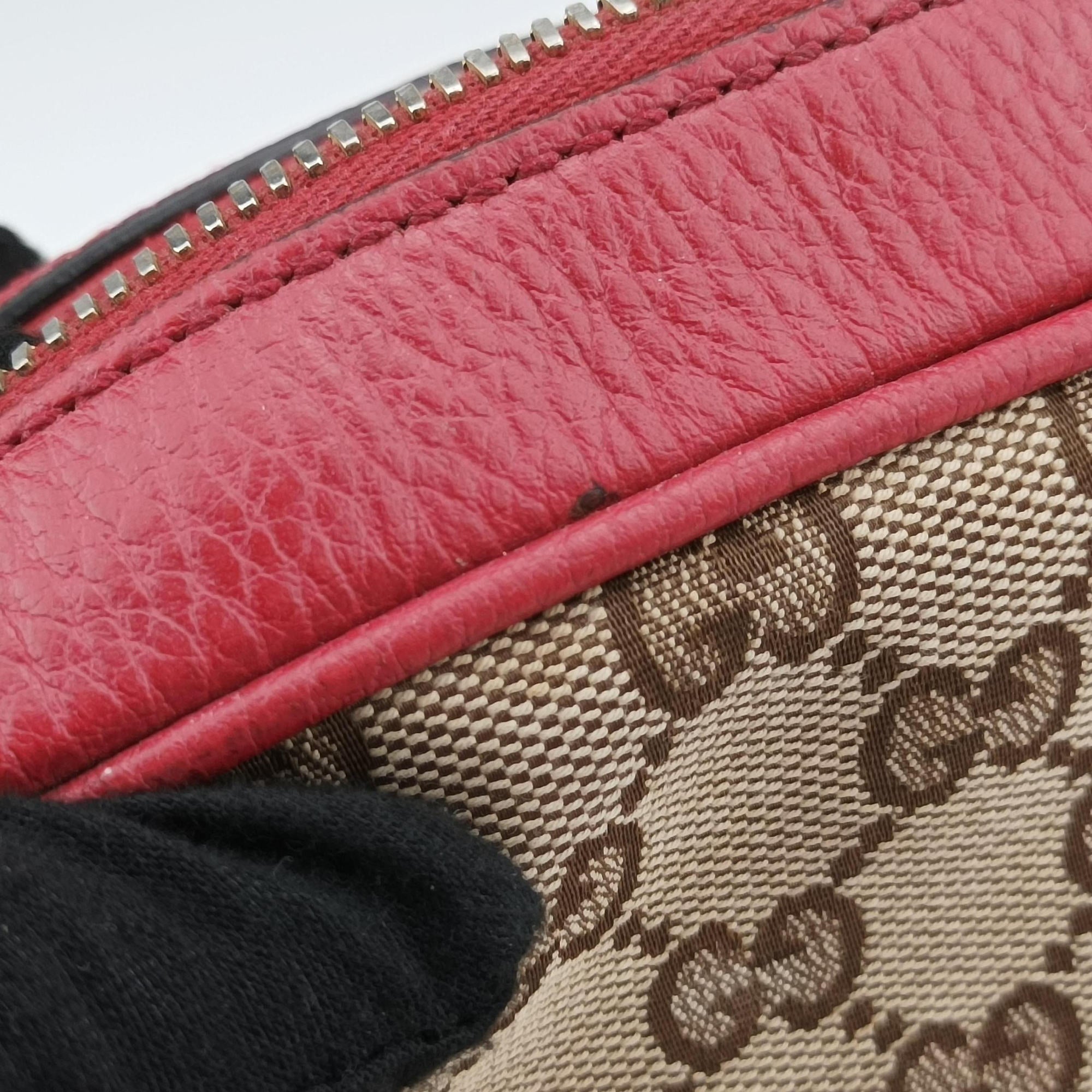 Pre-owned Gucci Bree Microguccissima khaki×red canvas×leather 449413 shoulderbag | stylenewstar