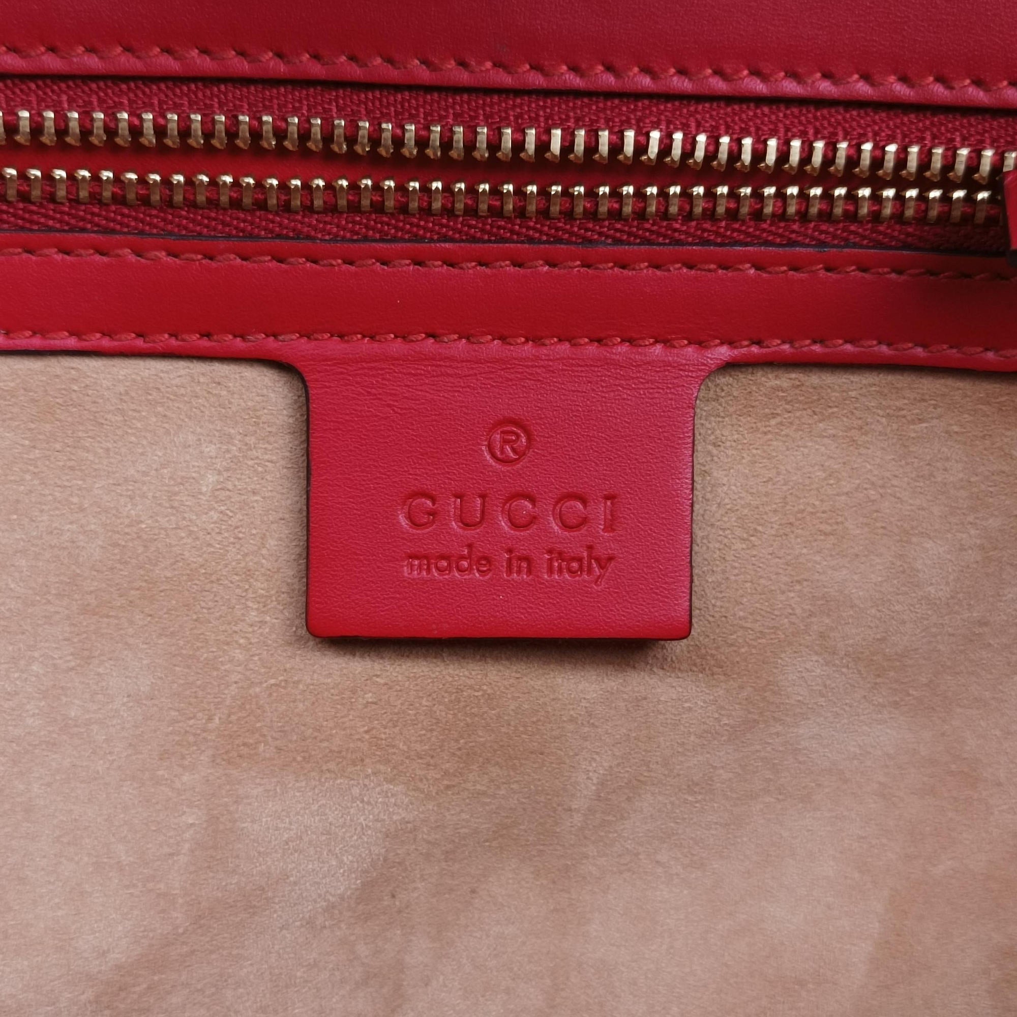 Pre-owned Gucci Sylvie Red×navy Leather 421882 shoulderbag | stylenewstar