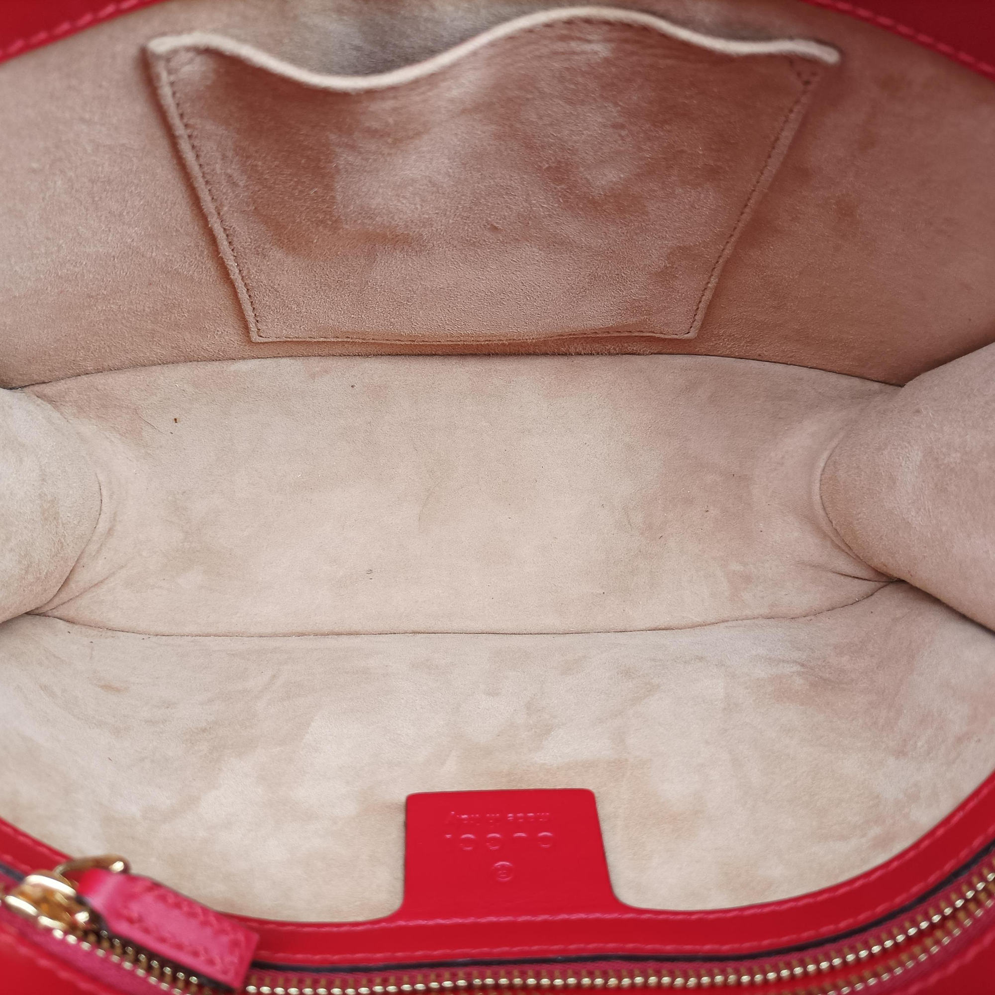 Pre-owned Gucci Sylvie Red×navy Leather 421882 shoulderbag | stylenewstar